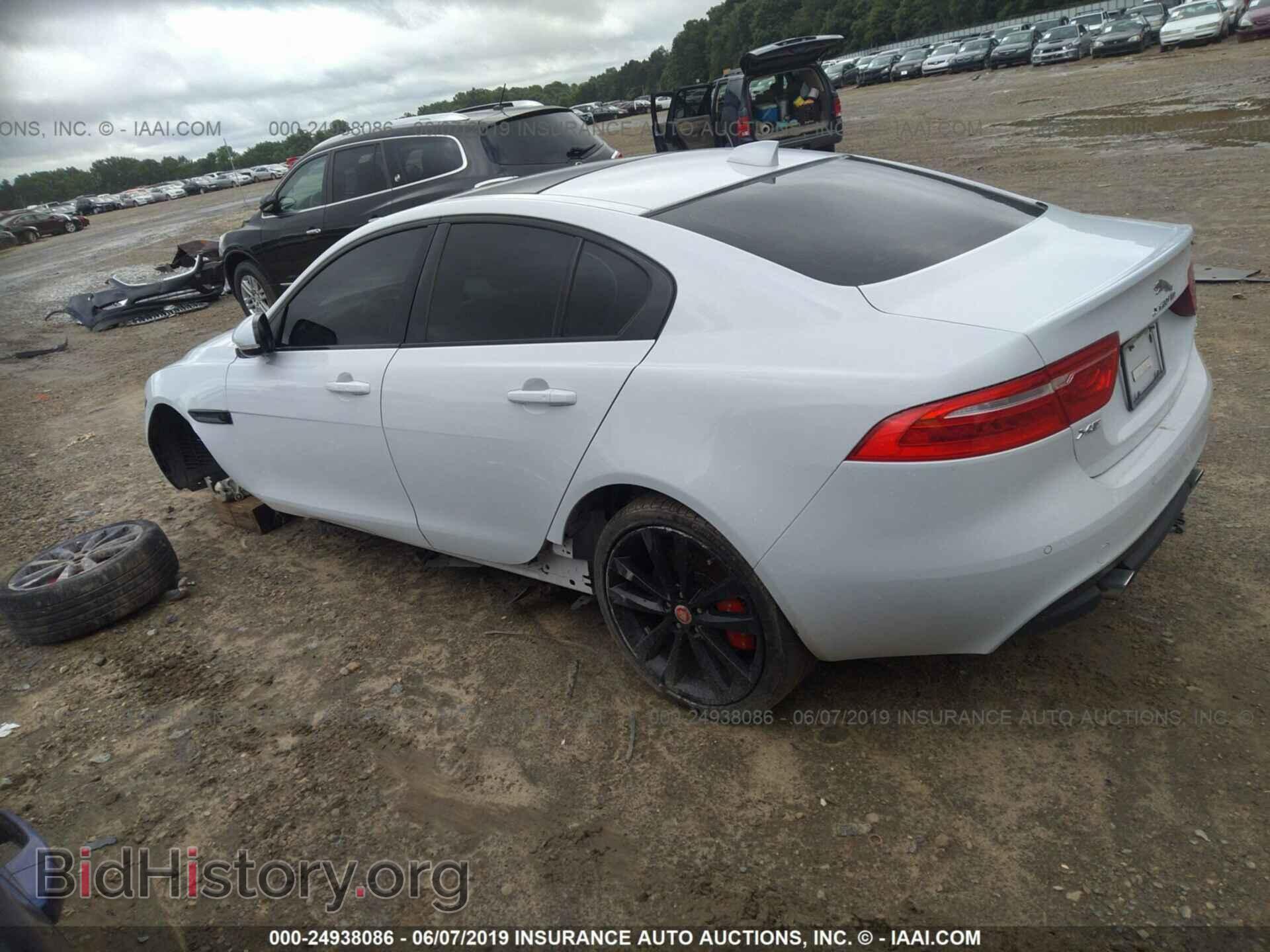 2017 JAGUAR XE - VIN: SAJAE4BV2HA966489 - Фото 3