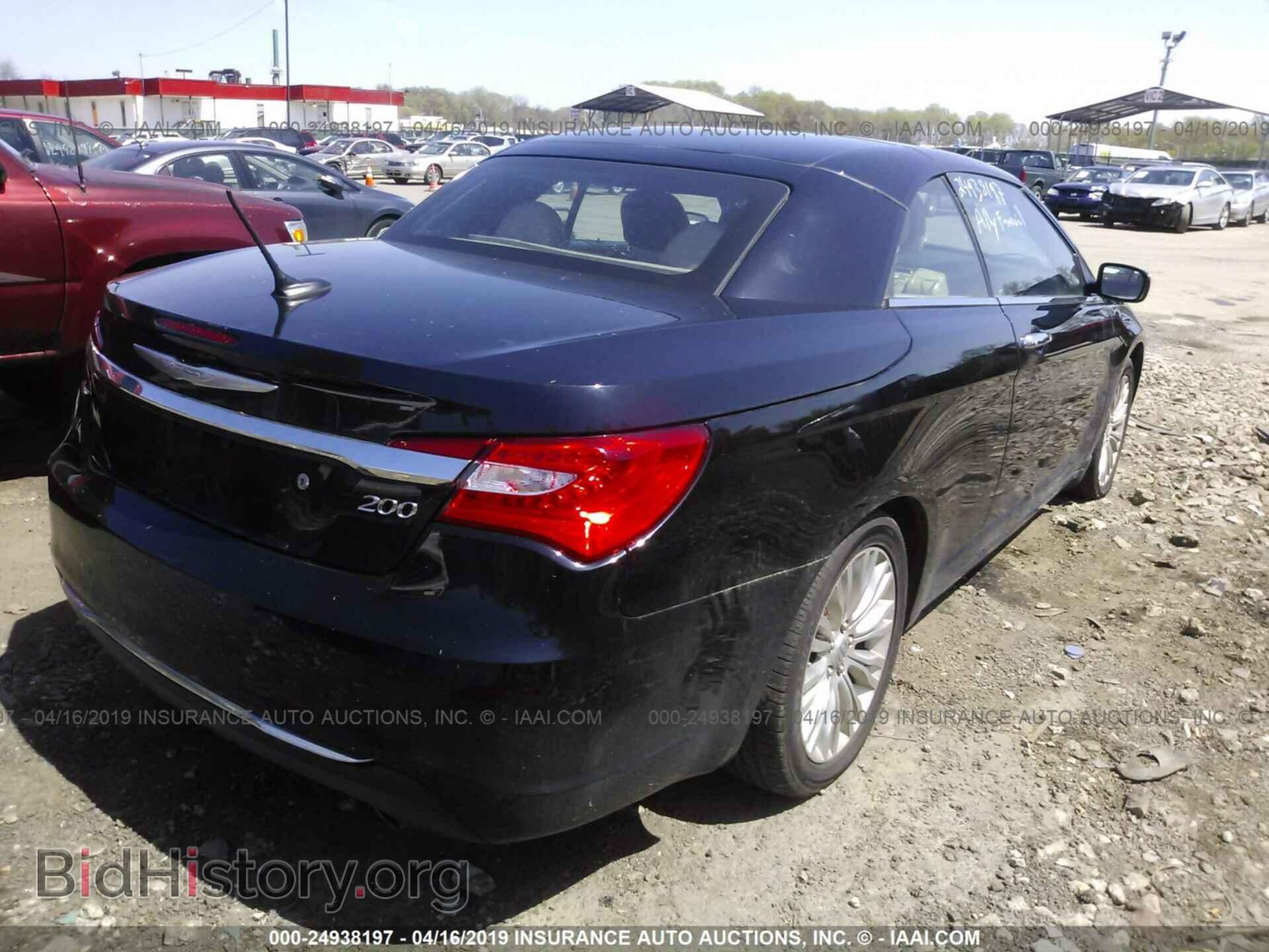 2011 CHRYSLER 200 - VIN: 1C3BC7EG4BN546132 - Photo 4
