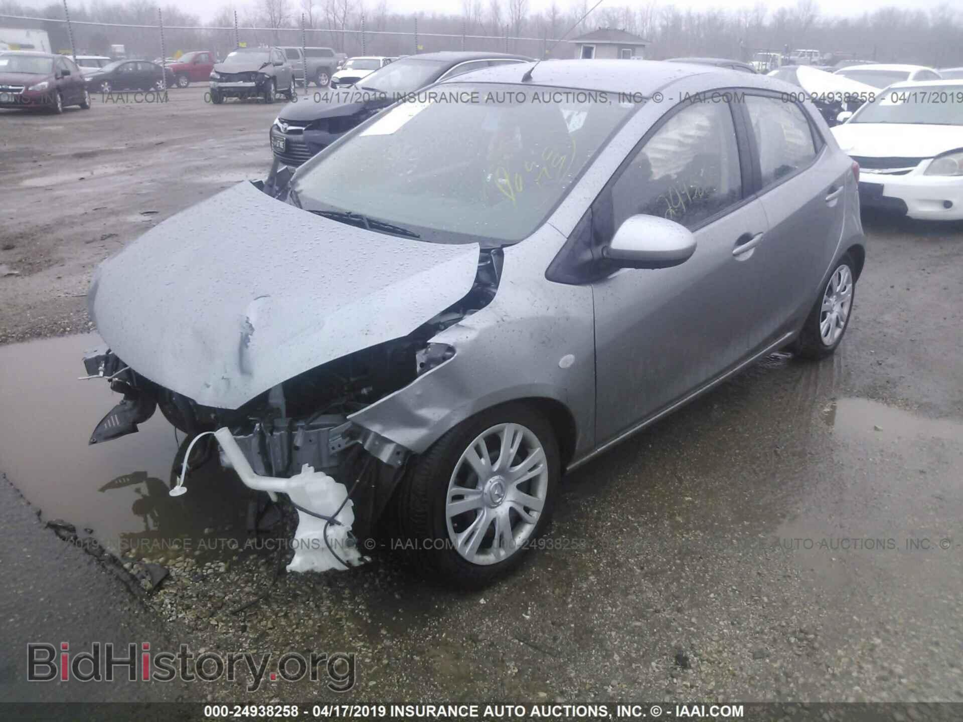 2014 MAZDA MAZDA2 - VIN: JM1DE1KY8E0188589 - Photo 2