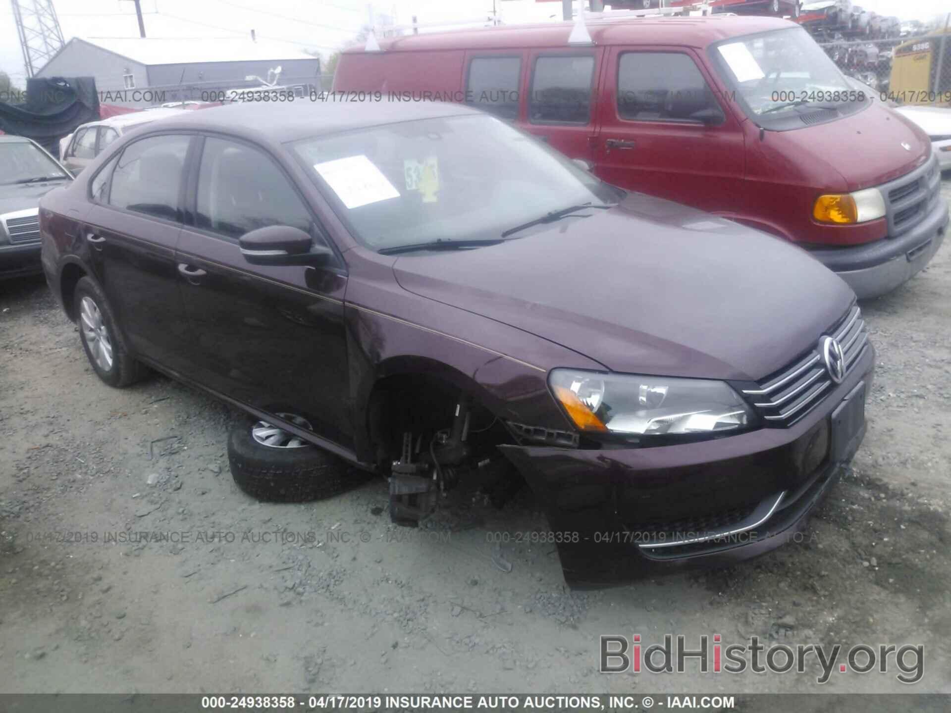 Photo 1VWAP7A32DC092621 - VOLKSWAGEN PASSAT 2013