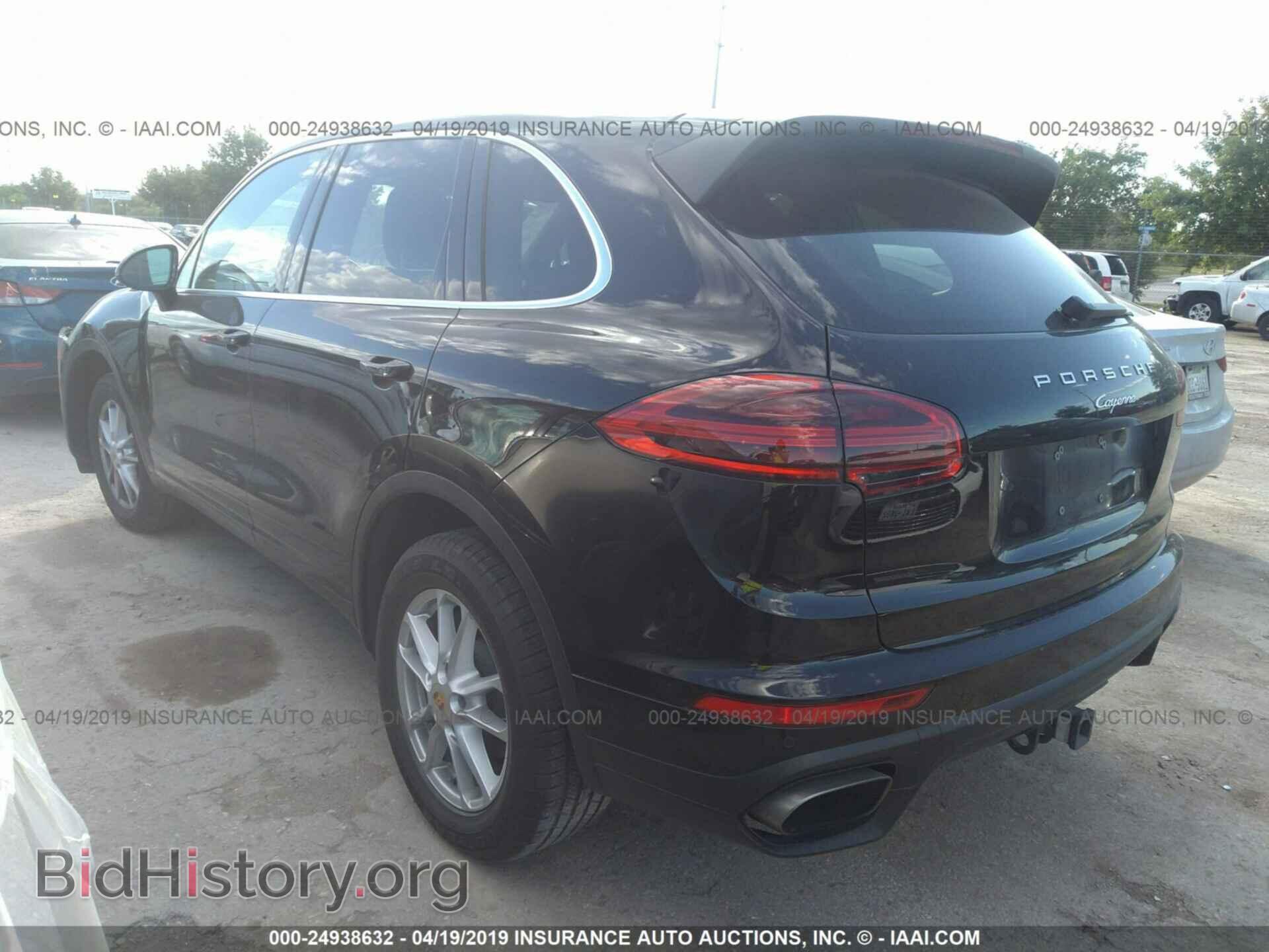 2016 PORSCHE CAYENNE - VIN: WP1AA2A22GKA08952 - Фото 3