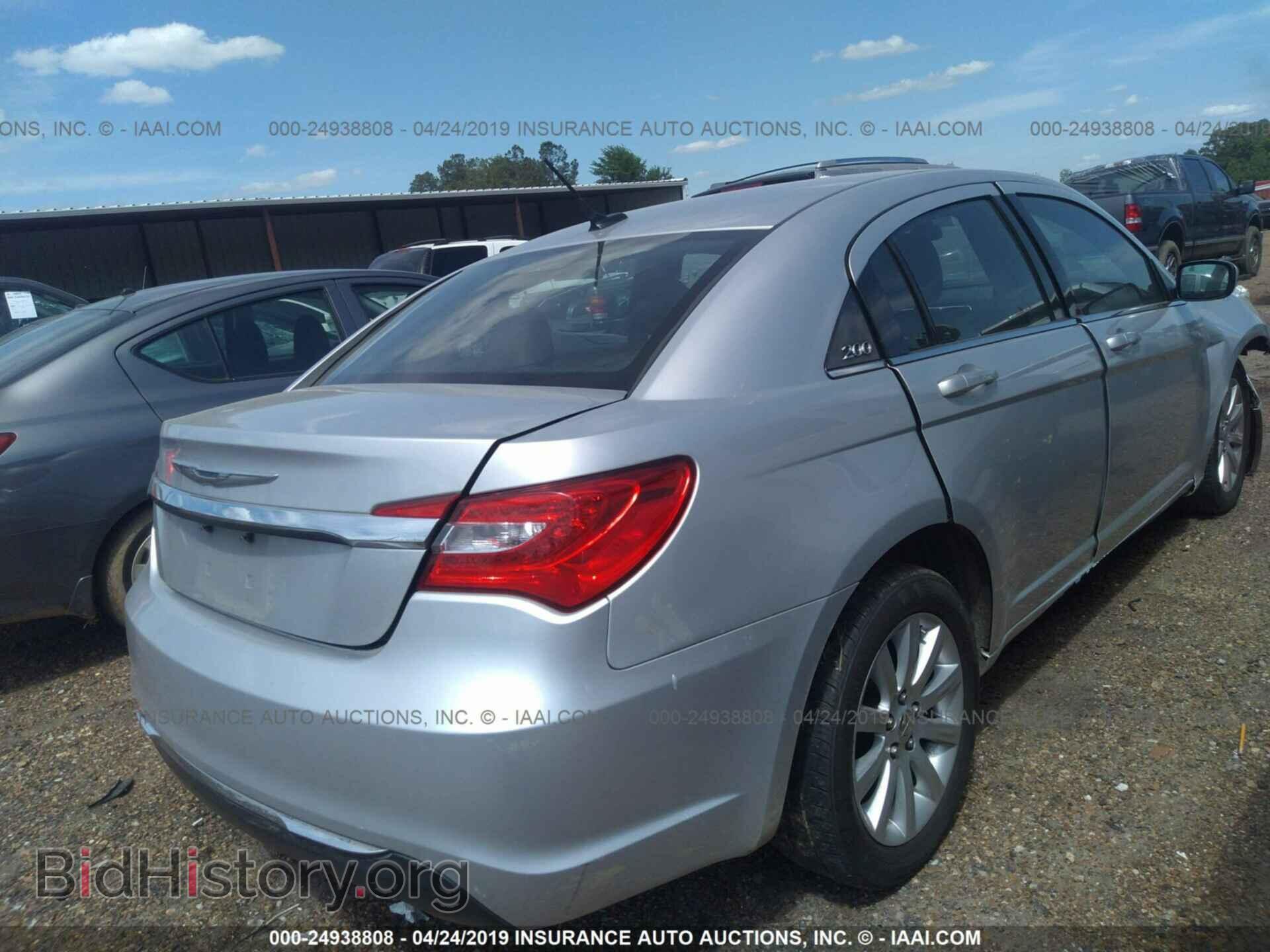 2012 CHRYSLER 200 - VIN: 1C3CCBBB3CN101074 - Photo 4