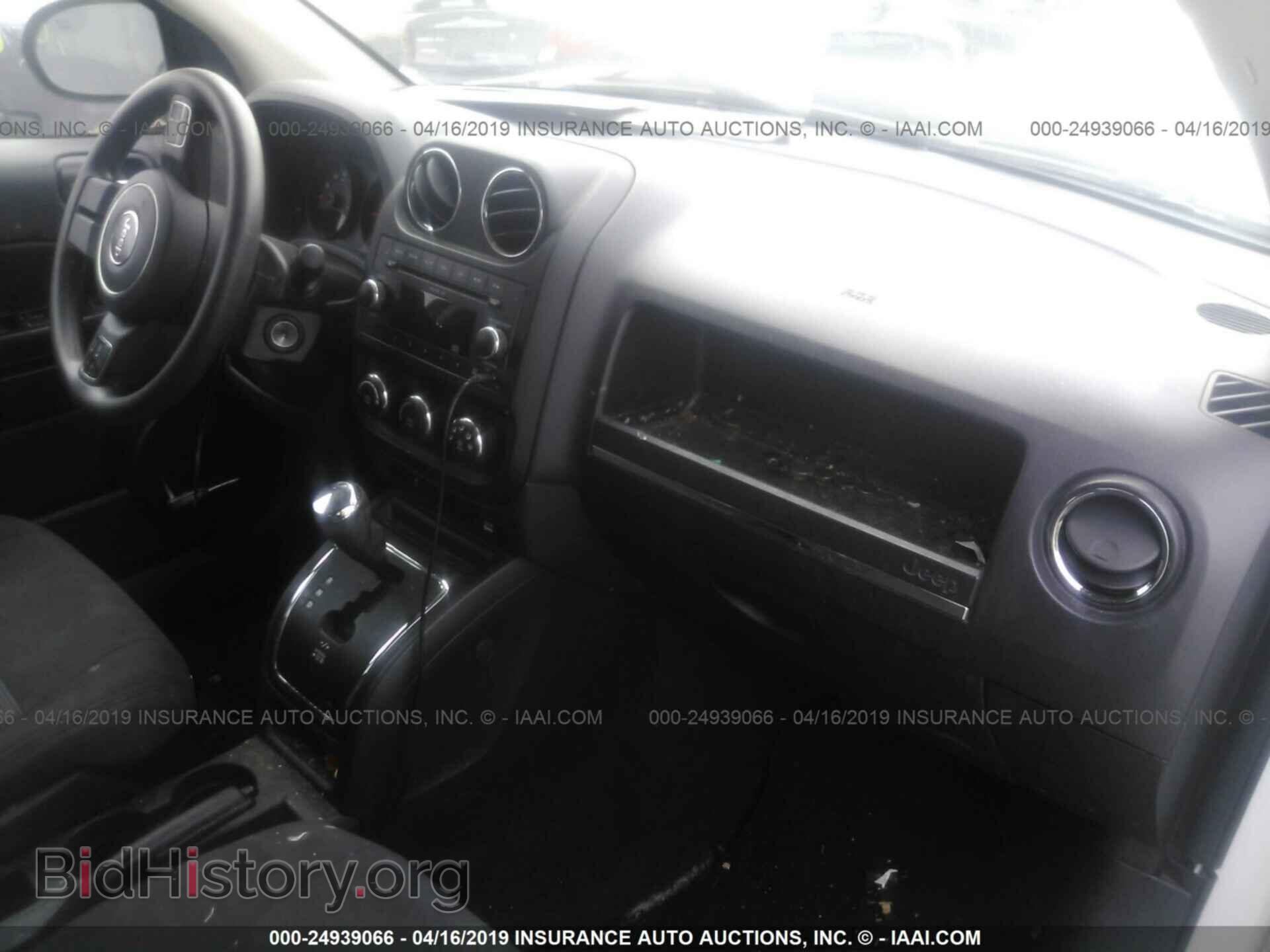 2011 JEEP COMPASS - VIN: 1J4NT1FAXBD245509 - Фото 5