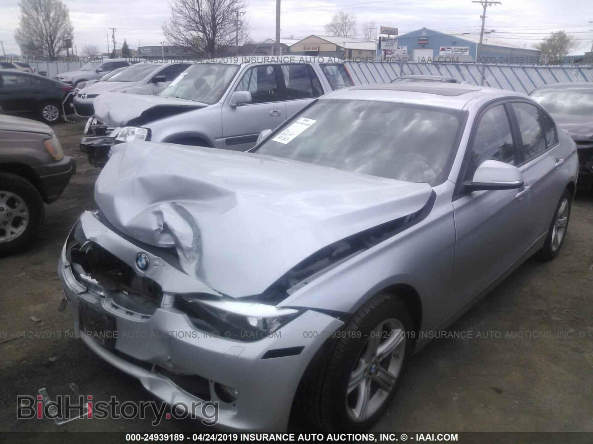 2015 BMW 320 - VIN: WBA3C3G54FNS75080 - Фото 2