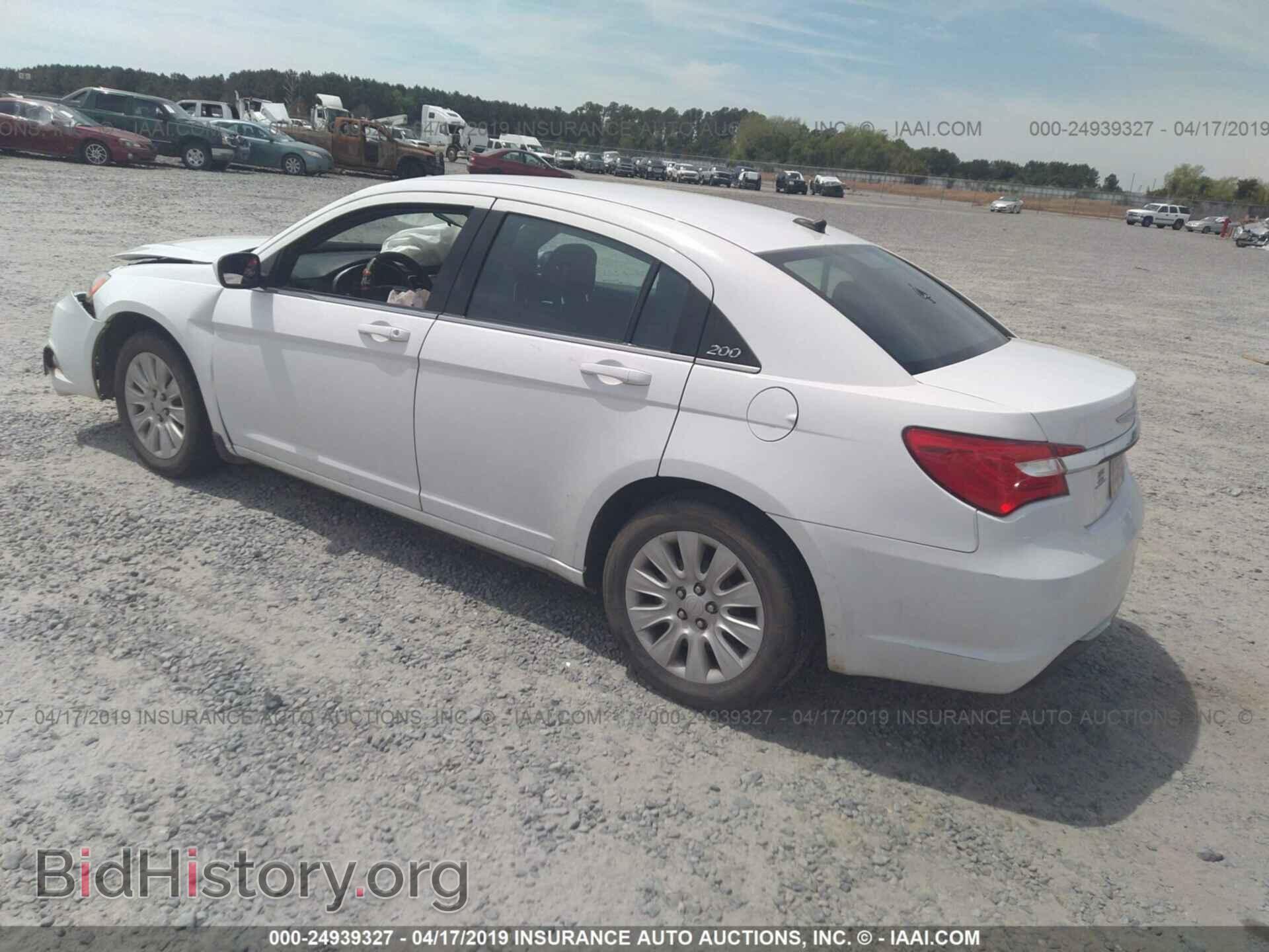 2014 CHRYSLER 200 - VIN: 1C3CCBAB9EN236855 - Фото 3