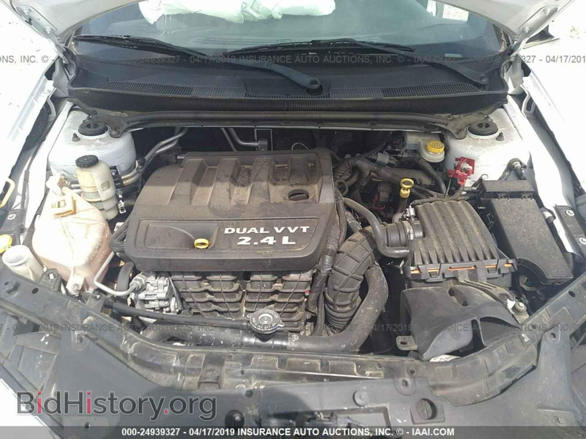 2014 CHRYSLER 200 - VIN: 1C3CCBAB9EN236855 - Фото 10