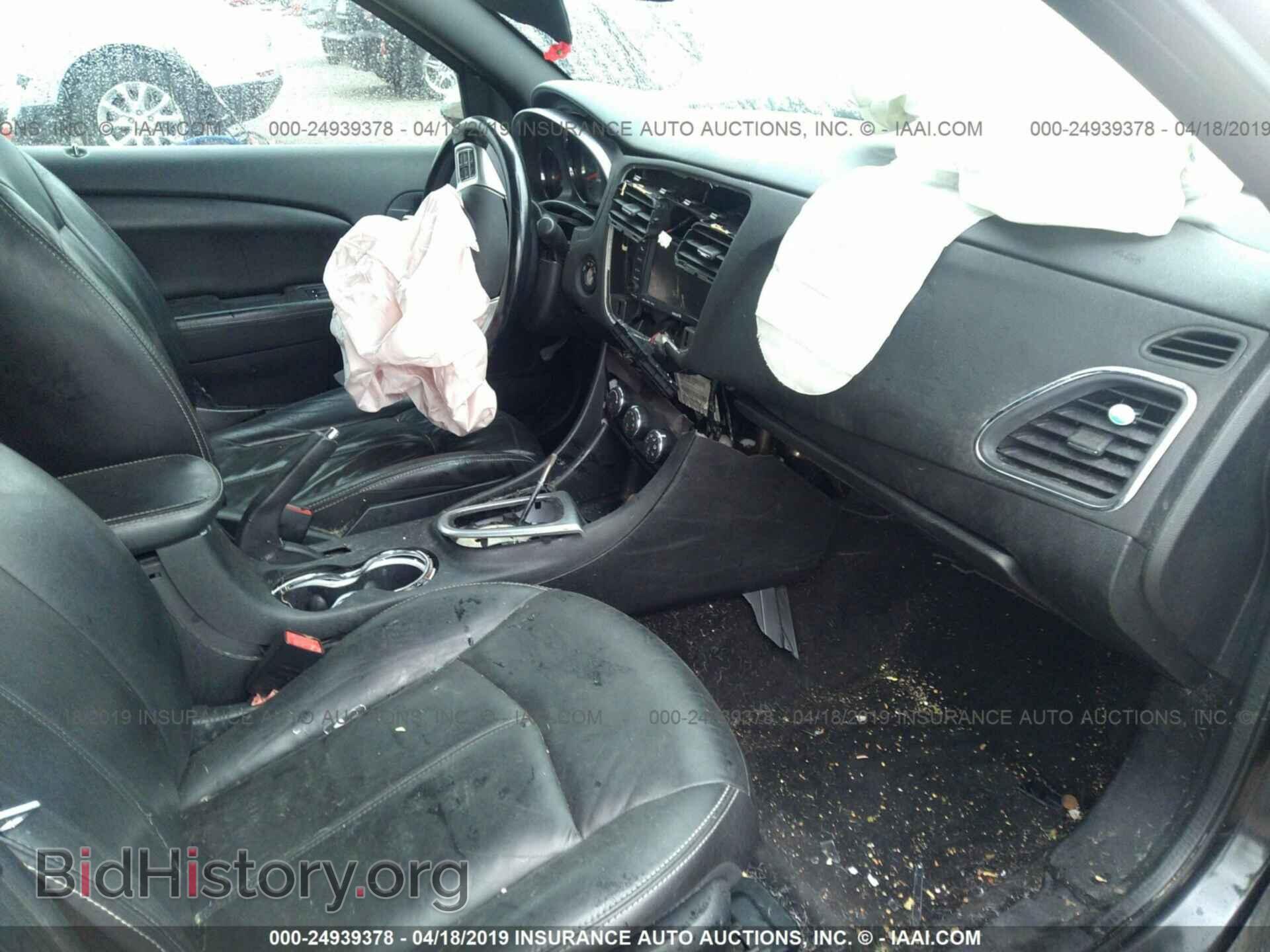 2011 CHRYSLER 200 - VIN: 1C3BC2FB5BN500721 - Photo 5