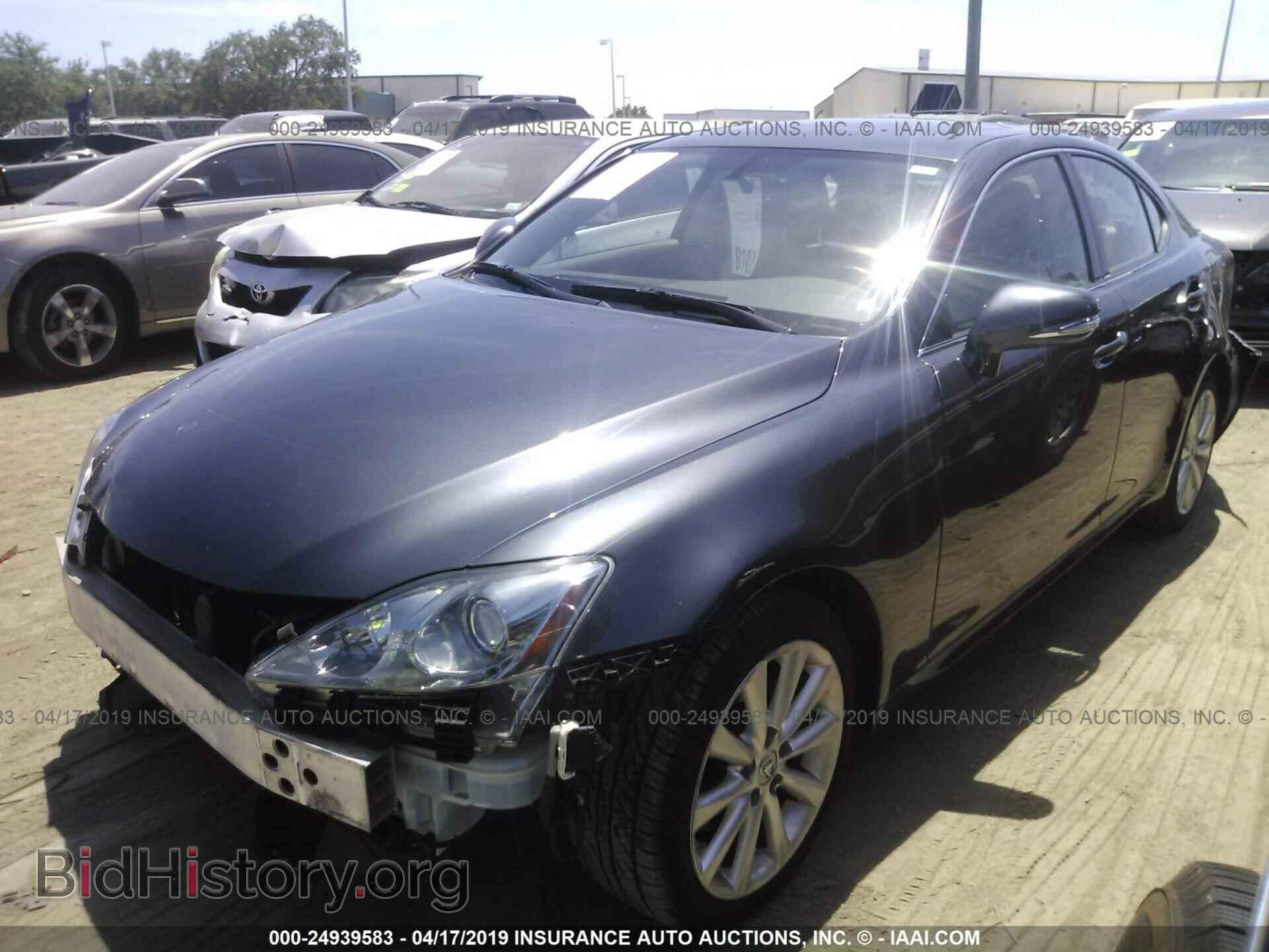 2010 LEXUS IS - VIN: JTHCF5C28A2034889 - Фото 2