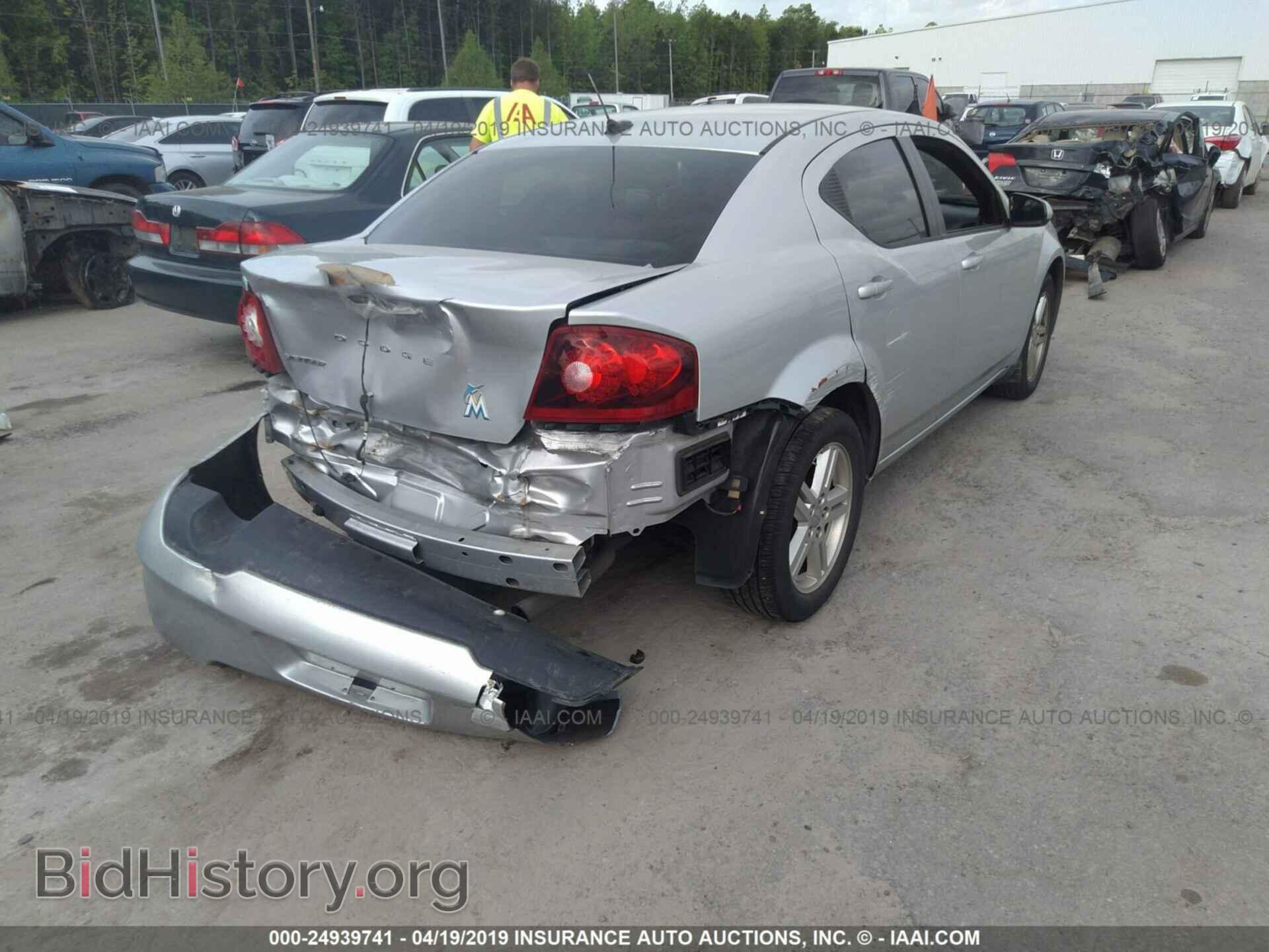 2011 DODGE AVENGER - VIN: 1B3BD1FB8BN542157 - Фото 4