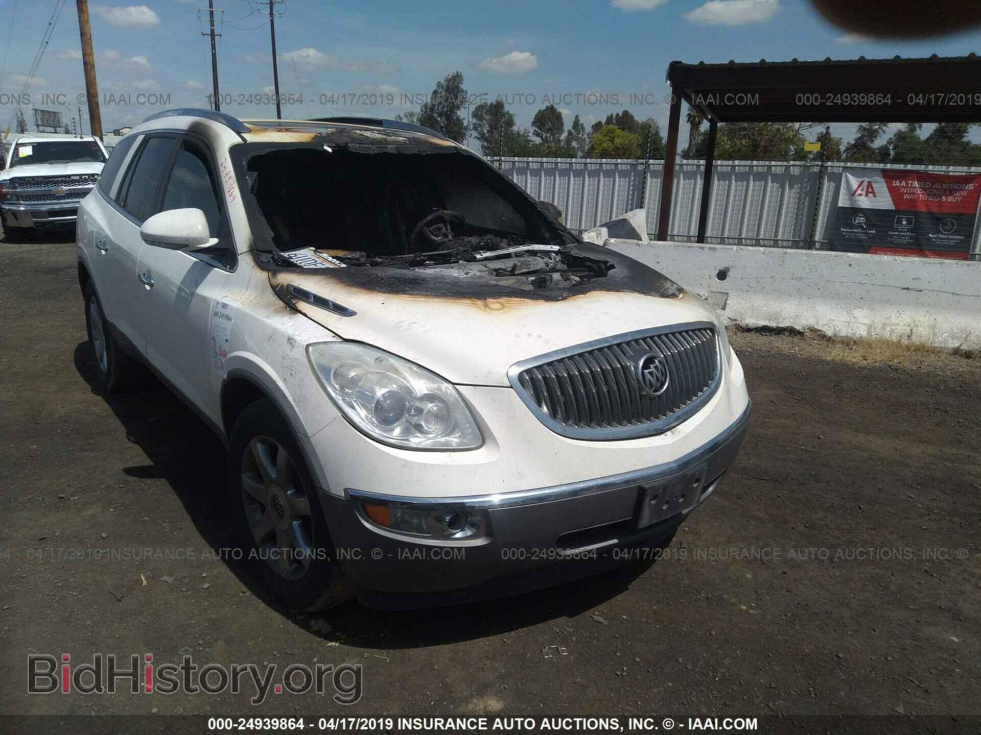 Photo 5GALVCED7AJ136733 - BUICK ENCLAVE 2010