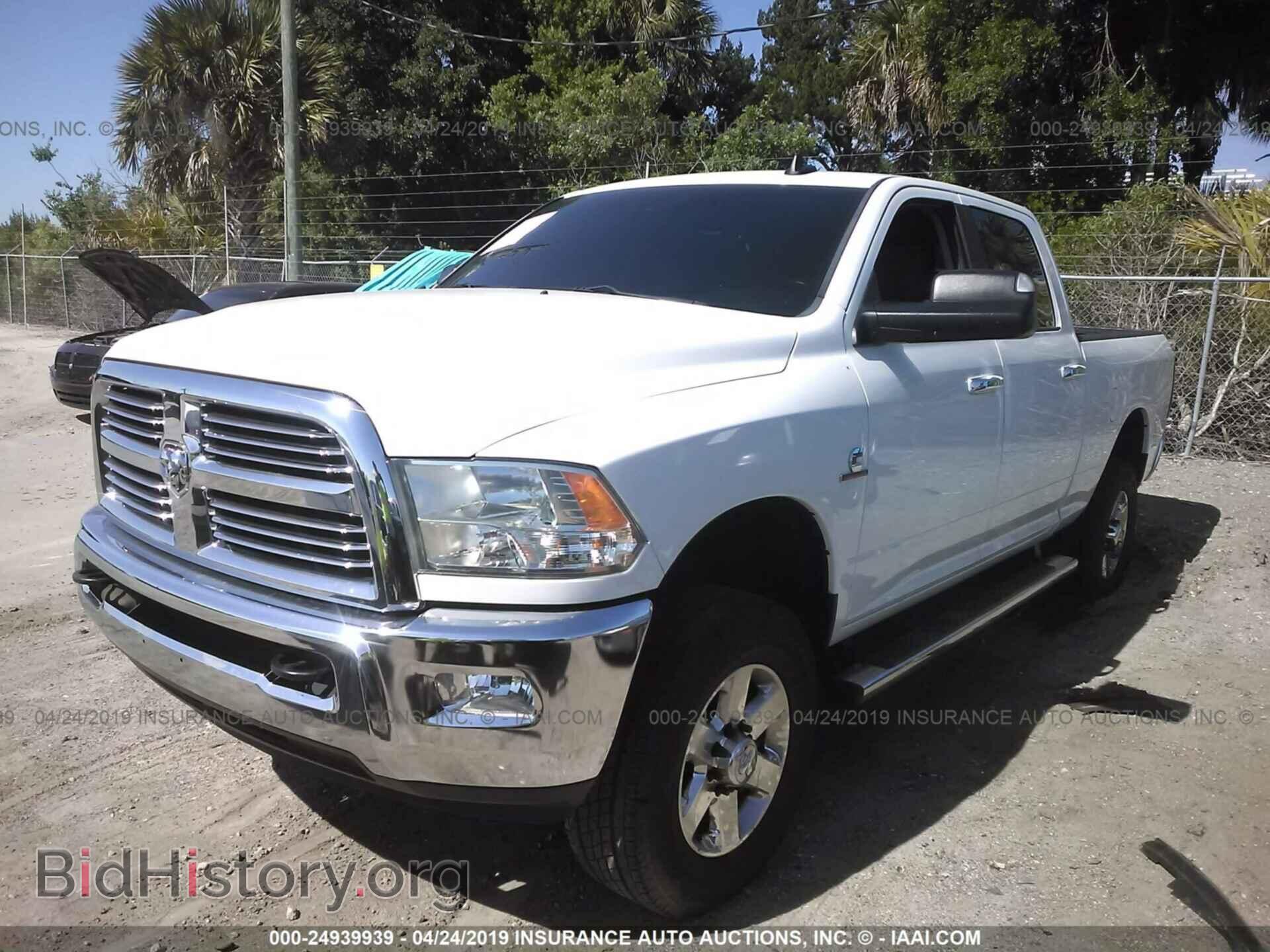 2014 RAM 3500 - VIN: 3C63R3DLXEG255466 - Фото 2