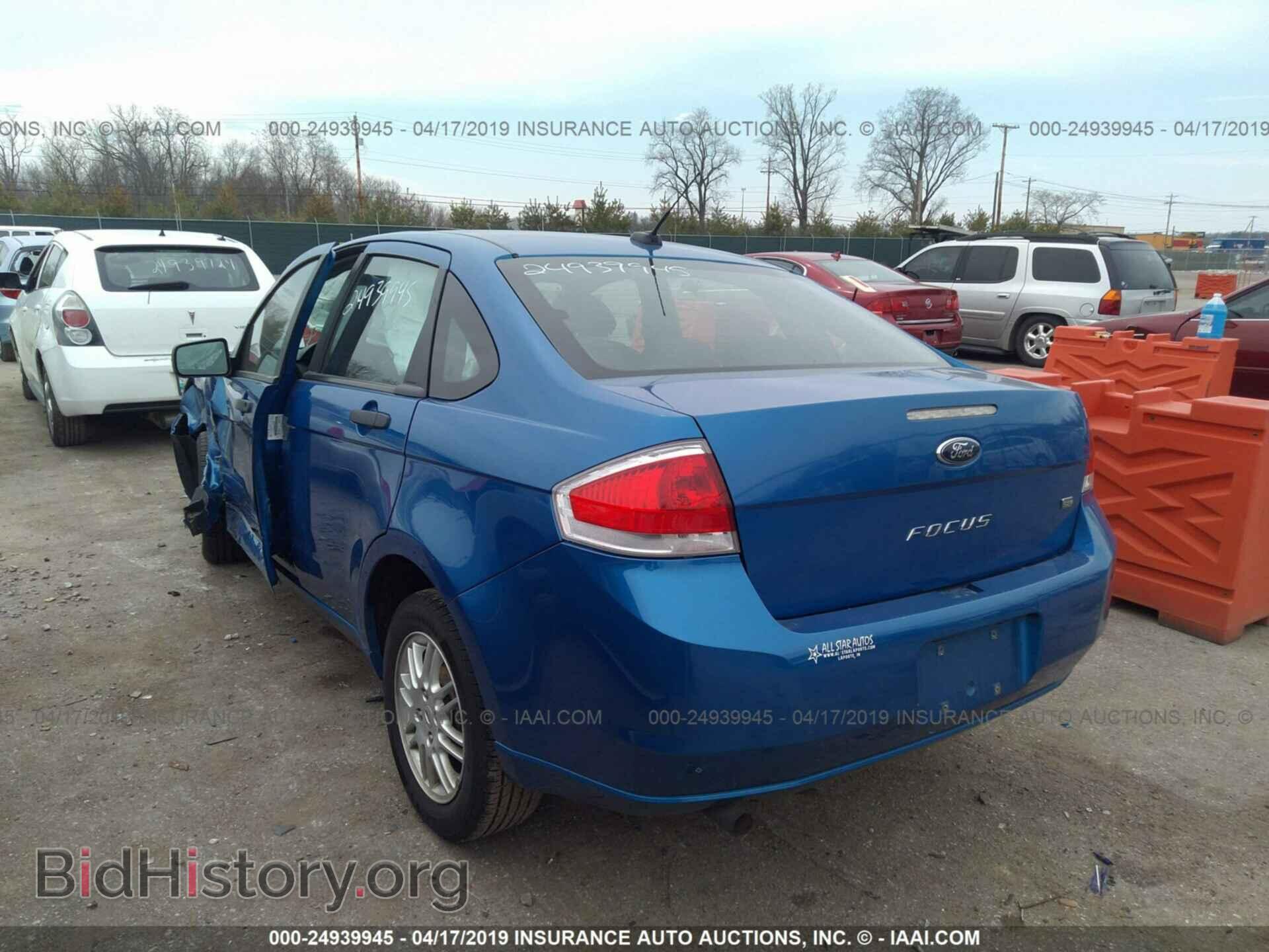 2011 FORD FOCUS - VIN: 1FAHP3FN2BW135411 - Photo 3