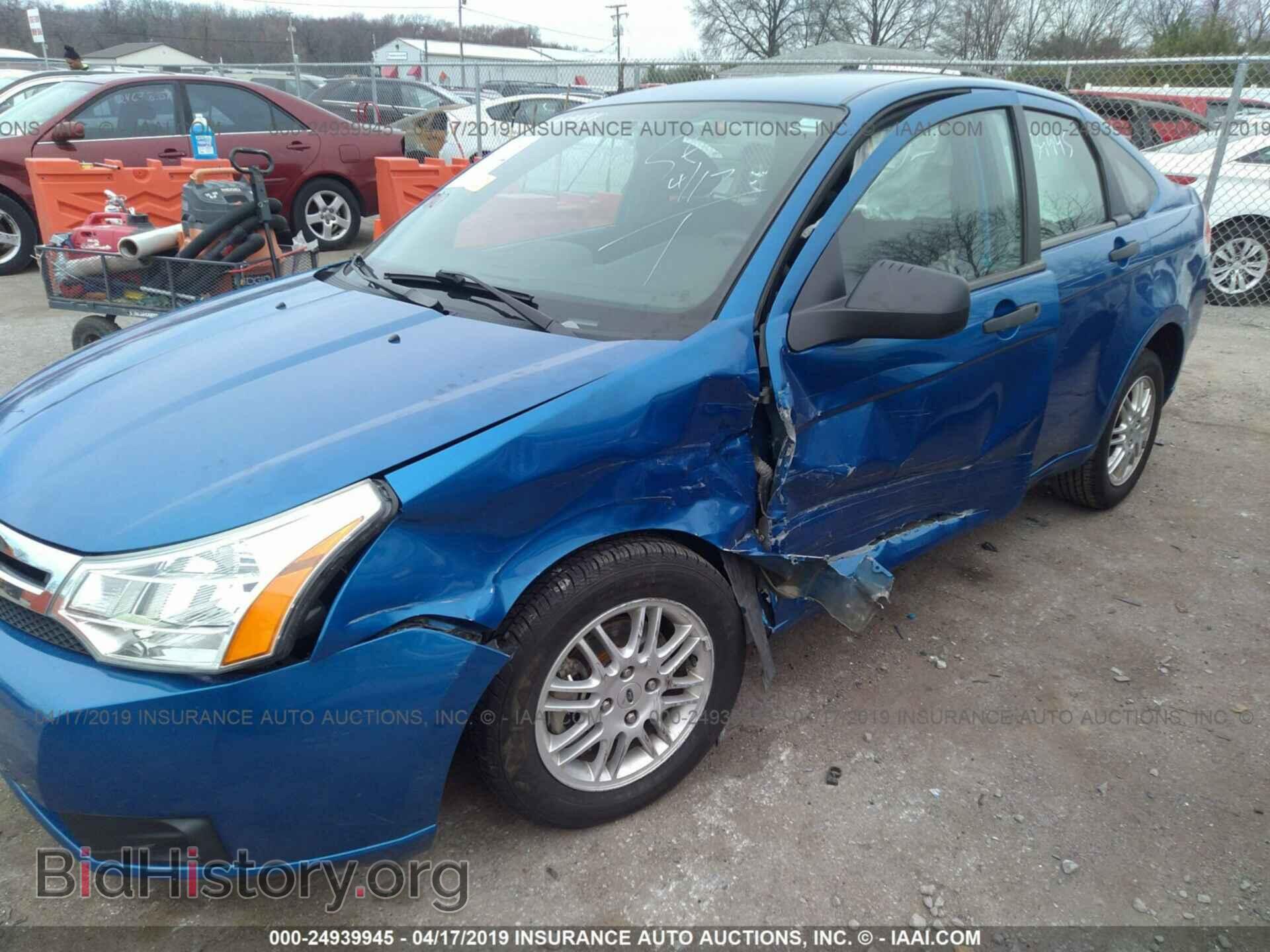 2011 FORD FOCUS - VIN: 1FAHP3FN2BW135411 - Photo 6
