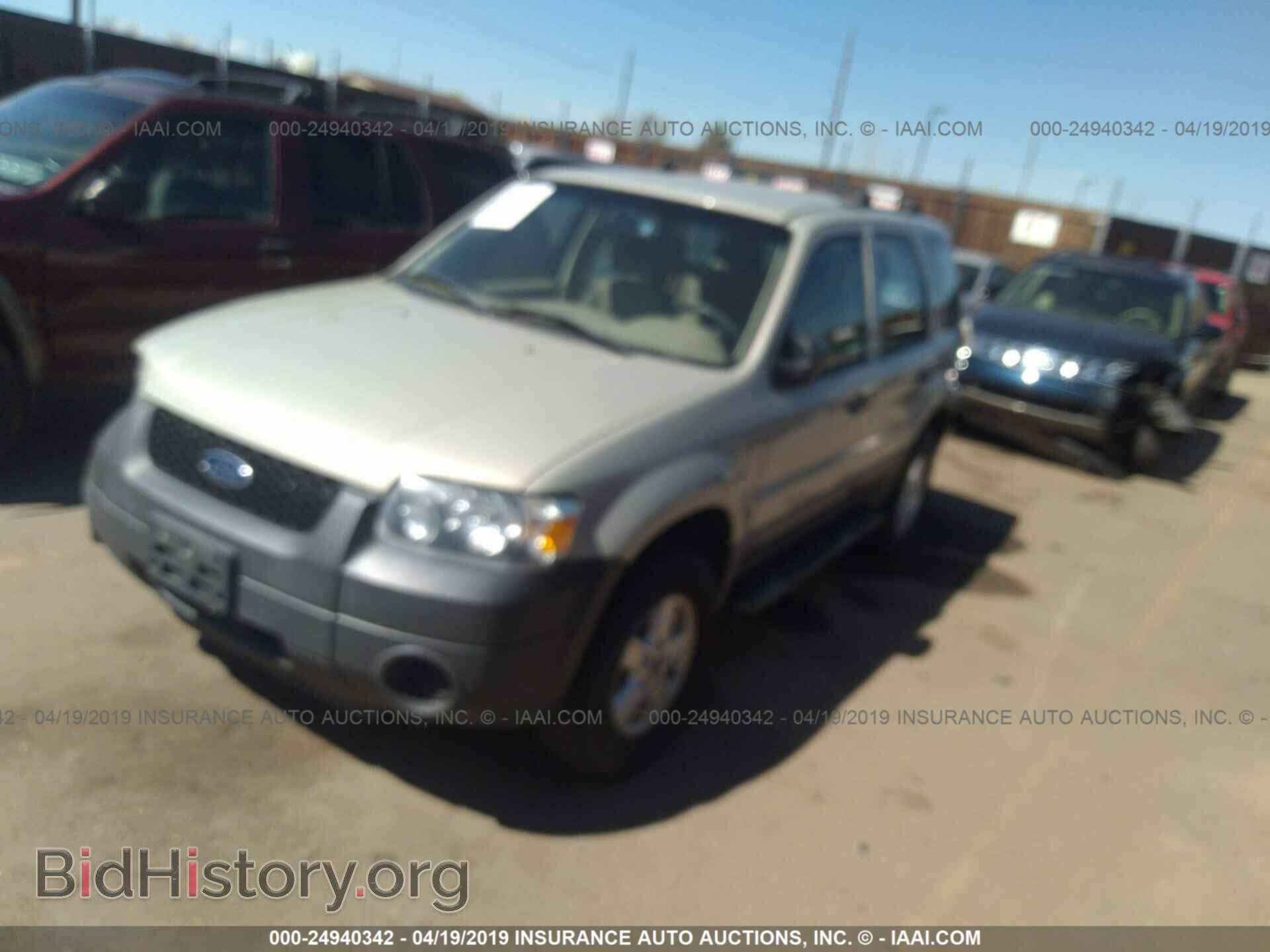 2005 FORD ESCAPE - VIN: 1FMYU92Z25KD87357 - Фото 2