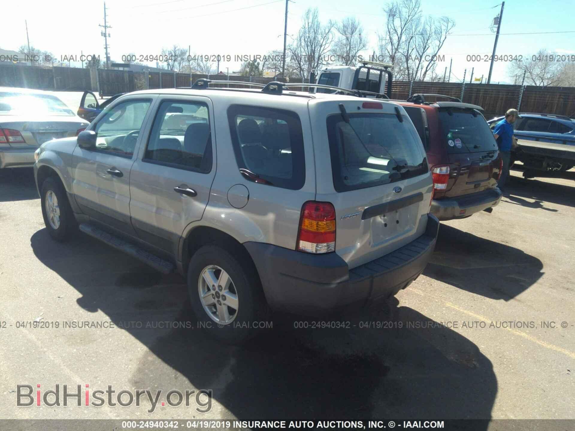 2005 FORD ESCAPE - VIN: 1FMYU92Z25KD87357 - Фото 3