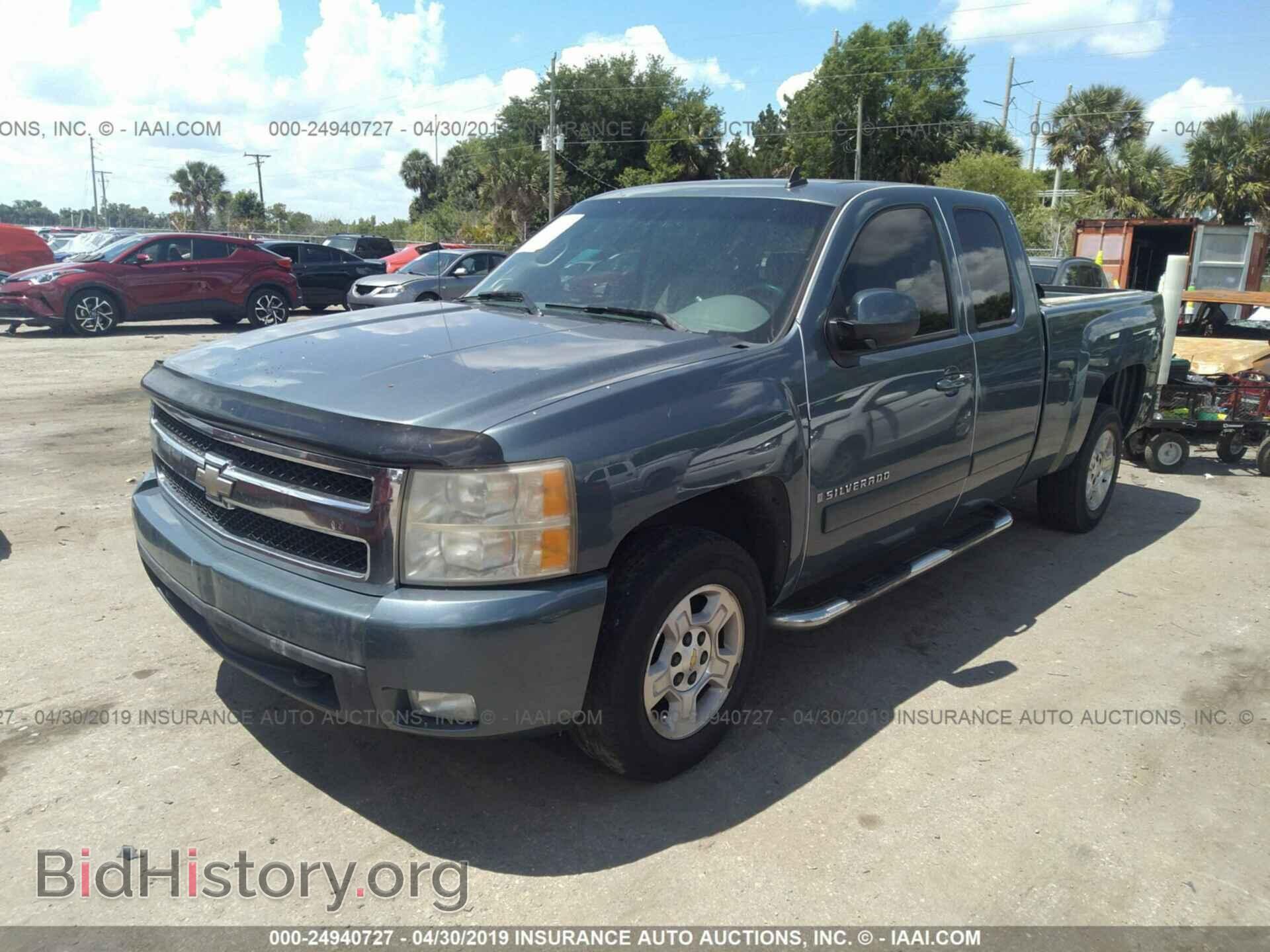2007 CHEVROLET SILVERADO - VIN: 2GCEC19J971591152 - Фото 2