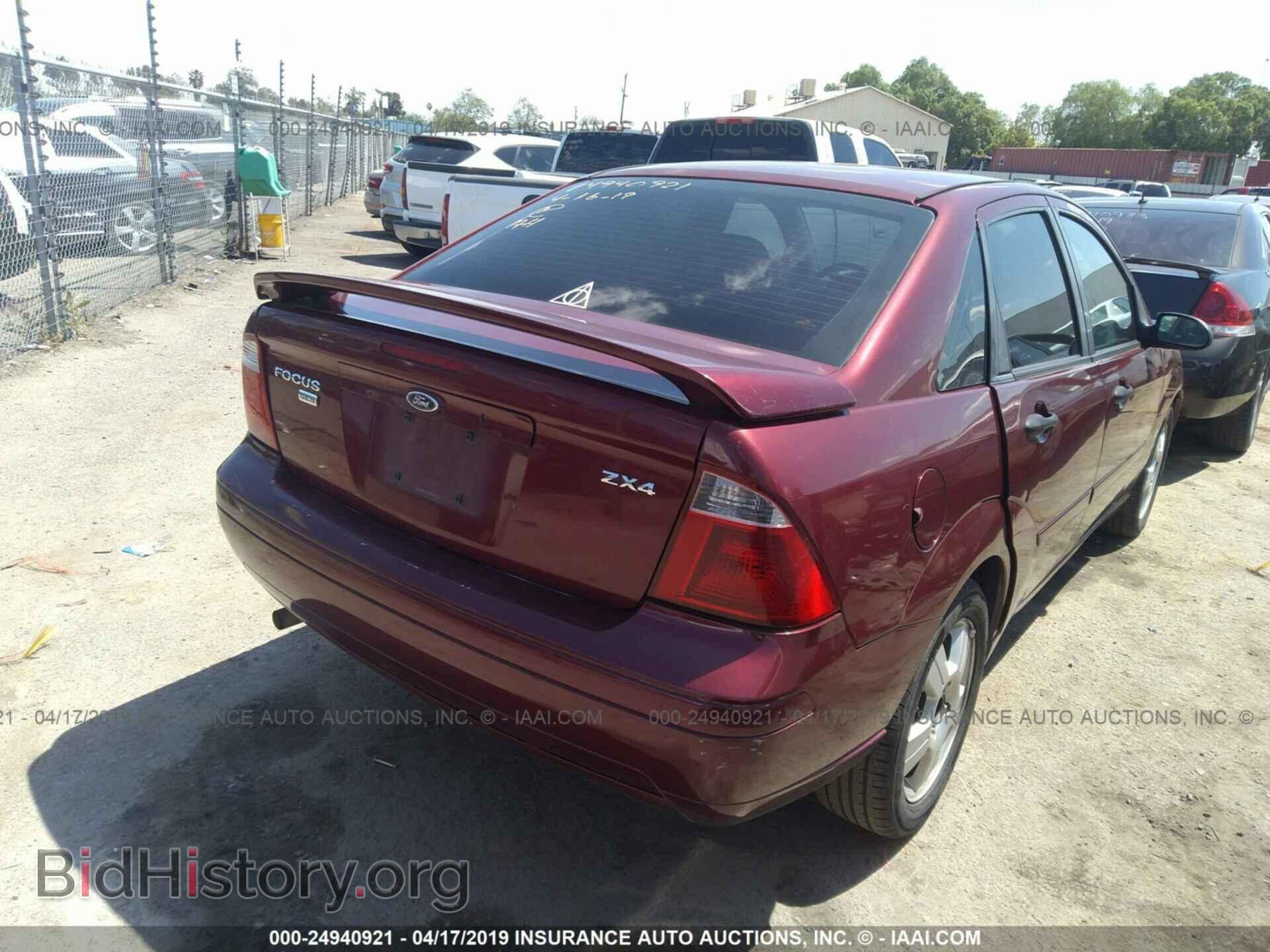 2006 FORD FOCUS - VIN: 1FAFP34N76W133833 - Фото 2