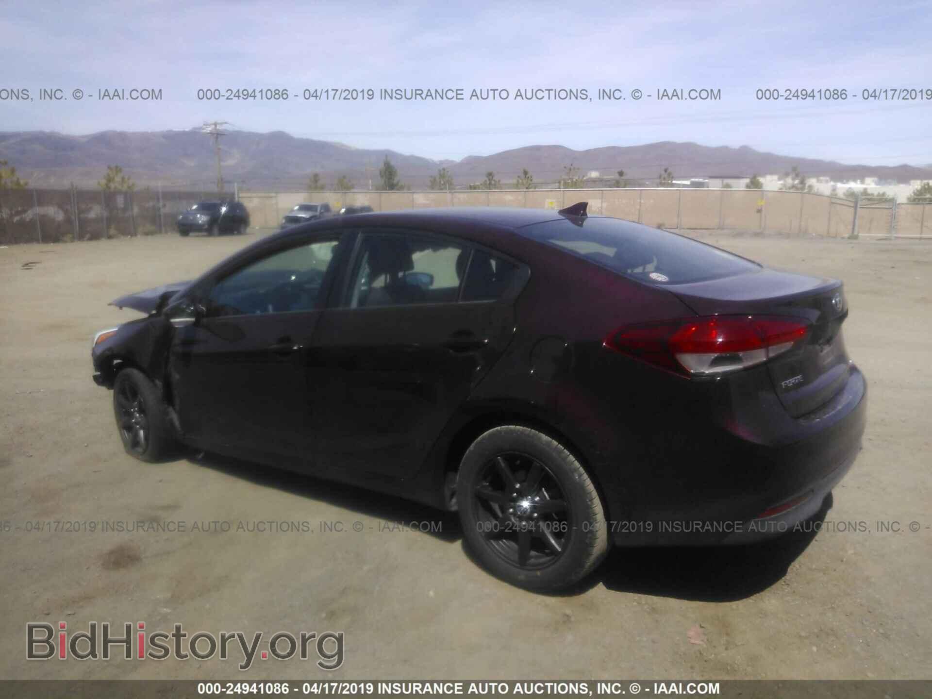 2017 KIA FORTE - VIN: 3KPFK4A70HE055946 - Photo 3