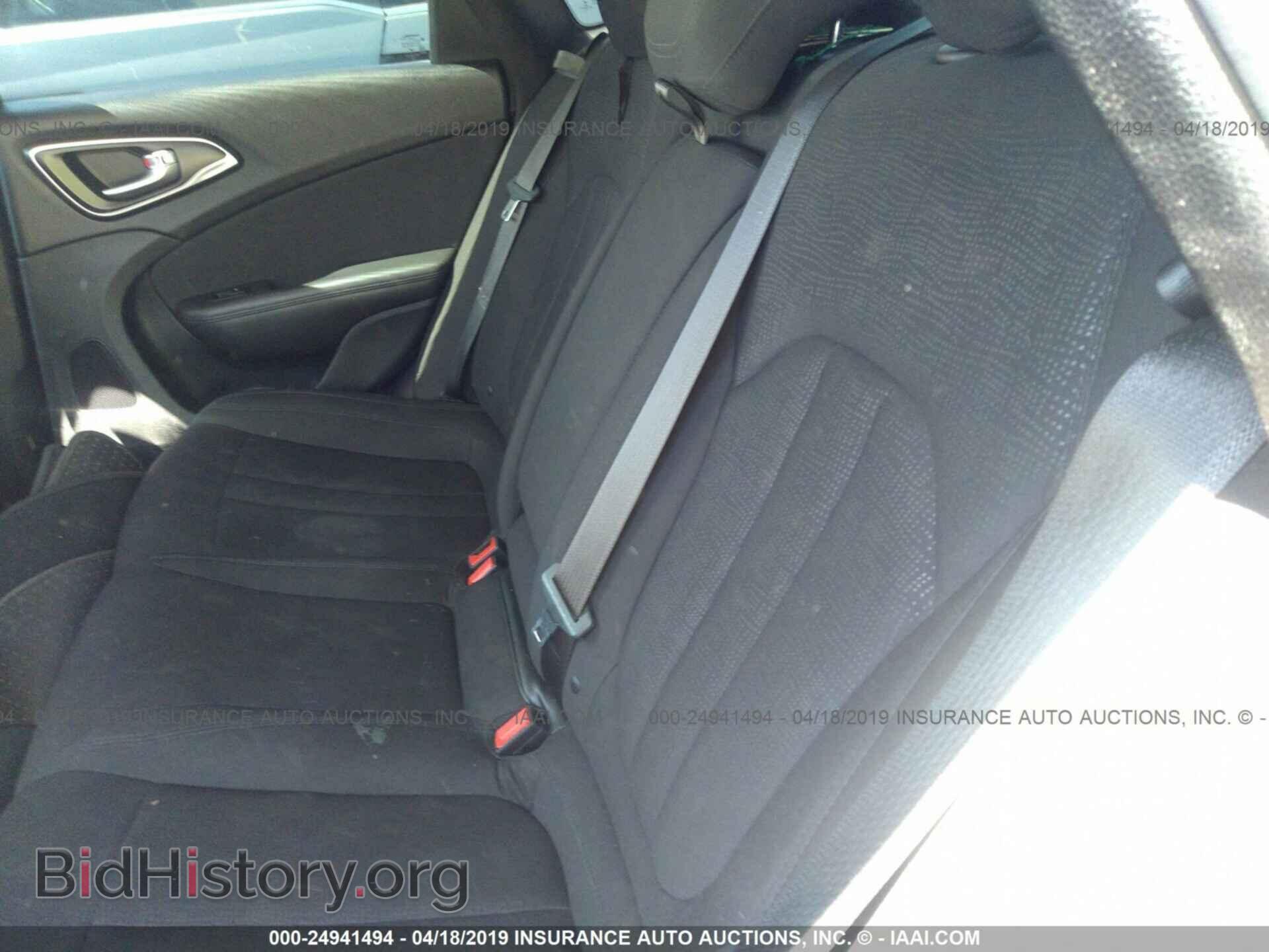 2016 CHRYSLER 200 - VIN: 1C3CCCAB4GN107866 - Фото 8