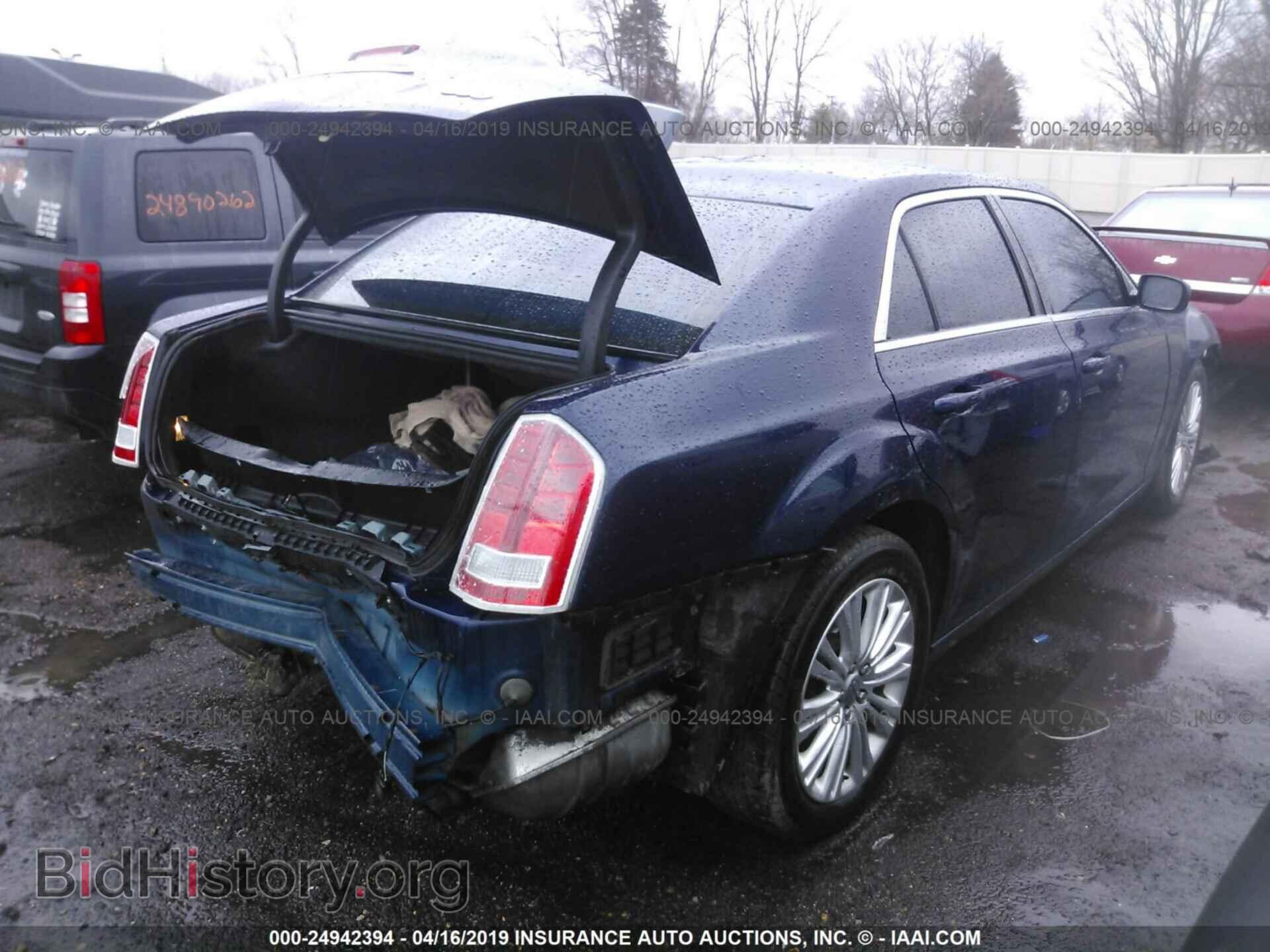 2014 CHRYSLER 300 - VIN: 2C3CCARG3EH381487 - Фото 4