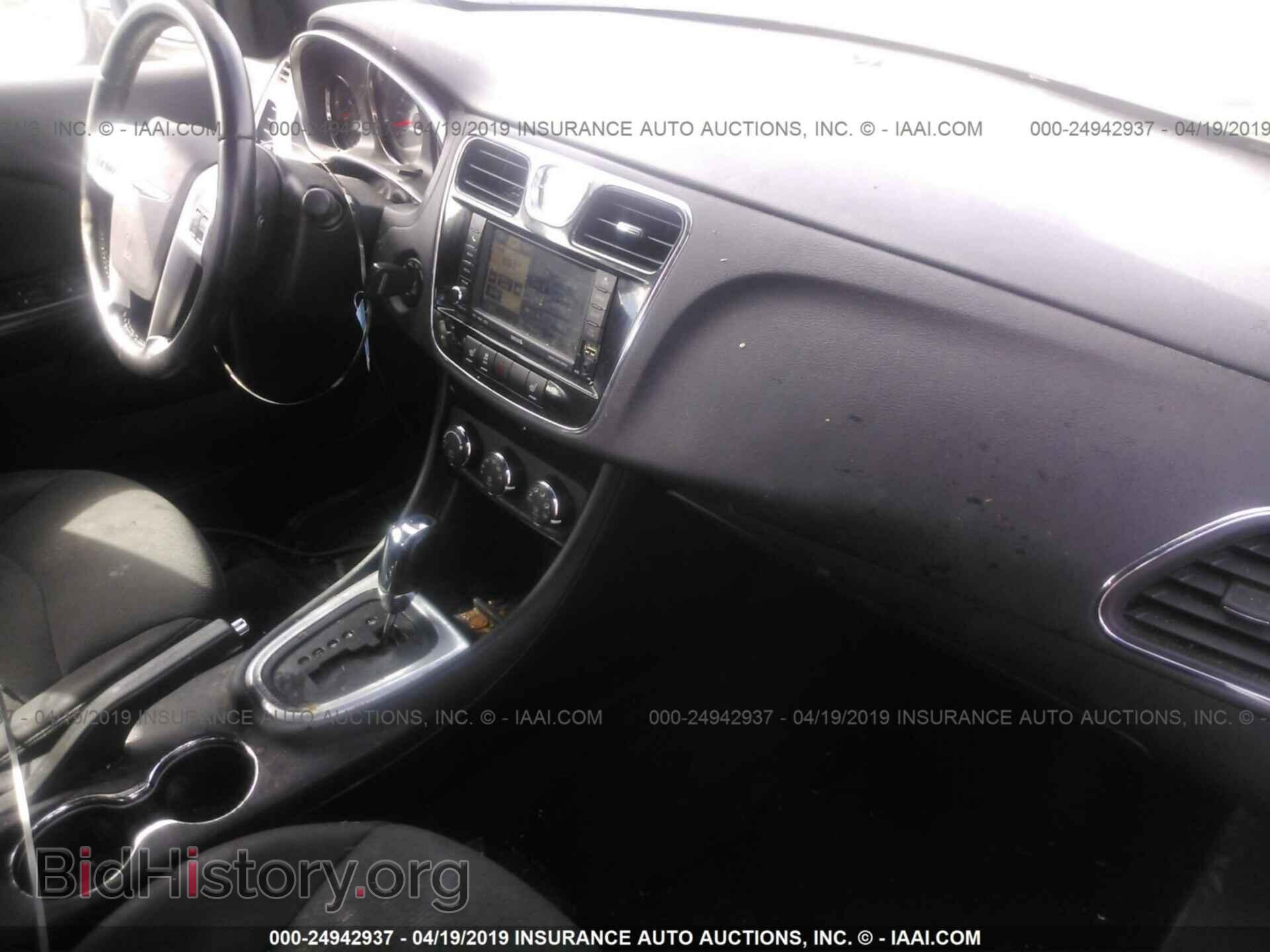 2011 CHRYSLER 200 - VIN: 1C3BC1FB0BN625748 - Фото 5