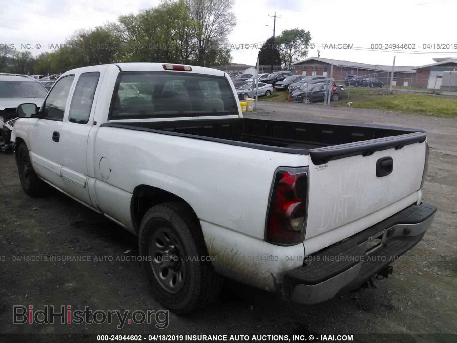 2005 CHEVROLET SILVERADO - VIN: 2GCEC19V851328196 - Фото 3
