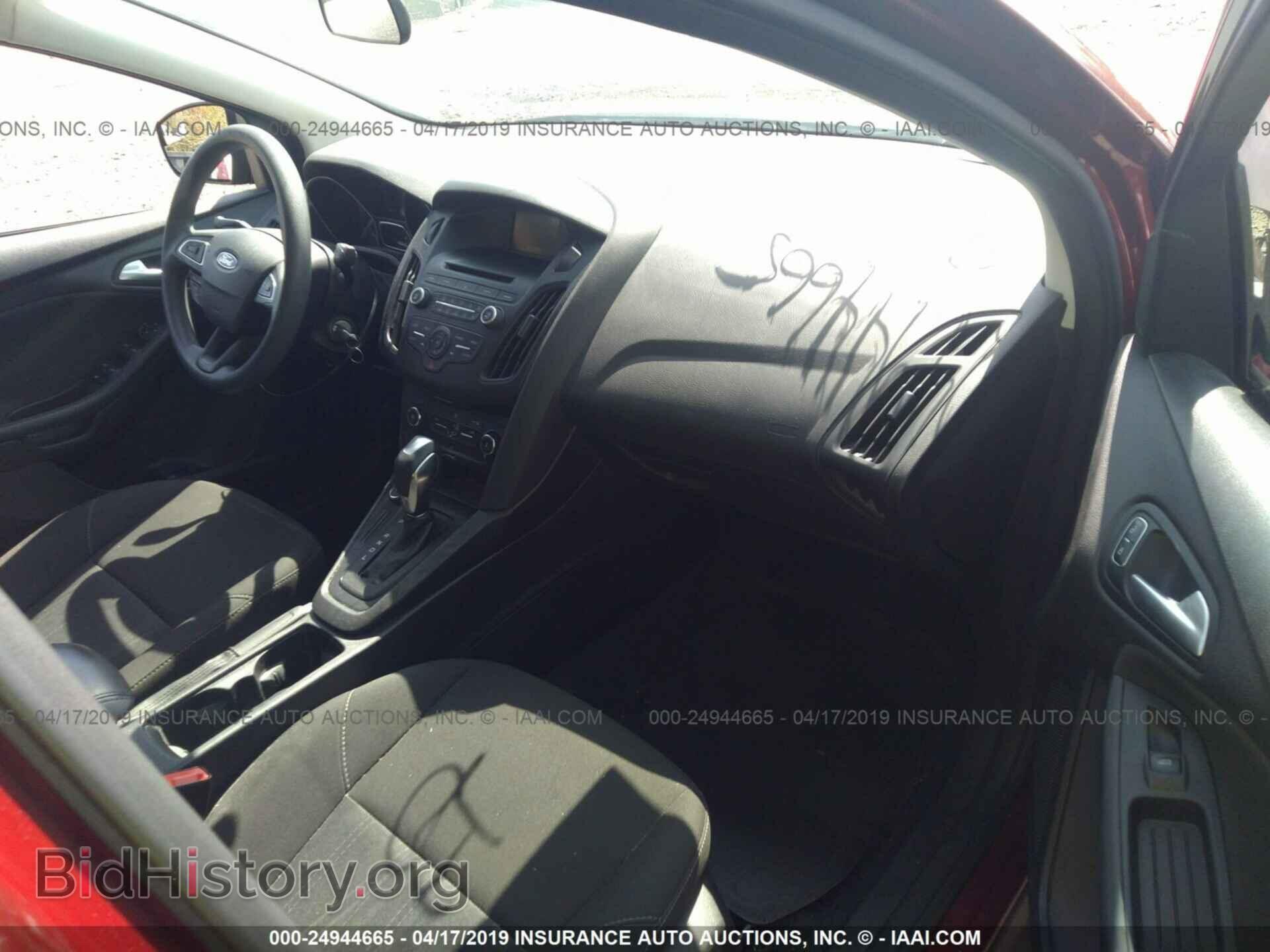 2016 FORD FOCUS - VIN: 1FADP3F2XGL250321 - Photo 5