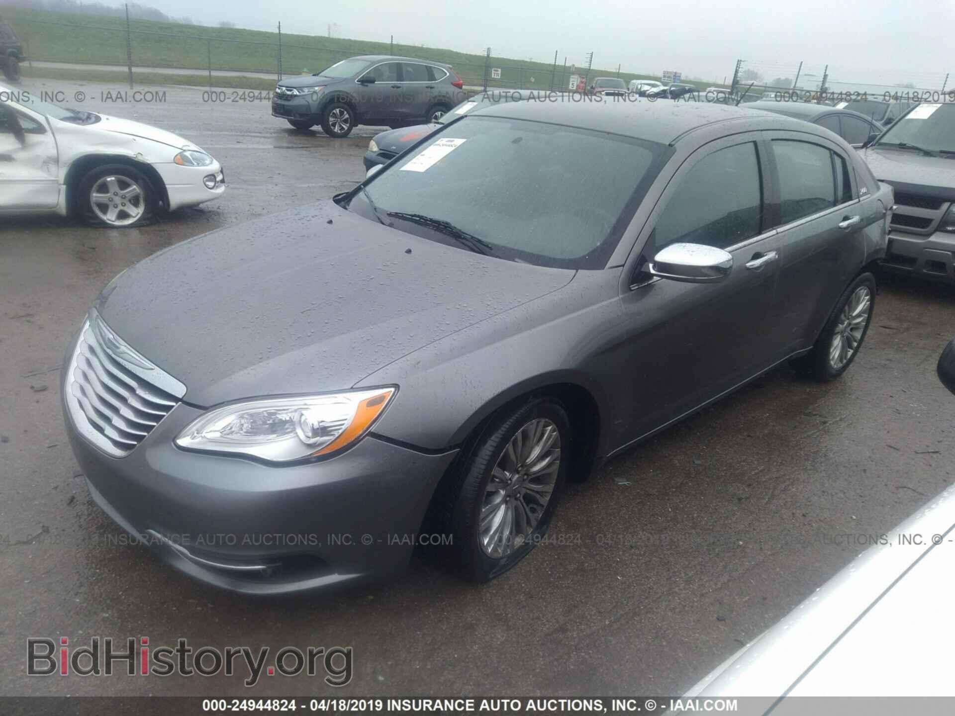 2013 CHRYSLER 200 - VIN: 1C3CCBCG1DN596046 - Photo 2