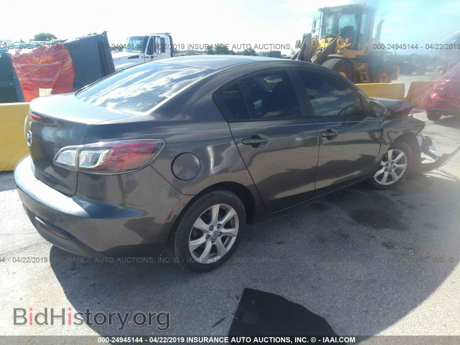 2011 MAZDA 3 - VIN: JM1BL1VF2B1376988 - Фото 4