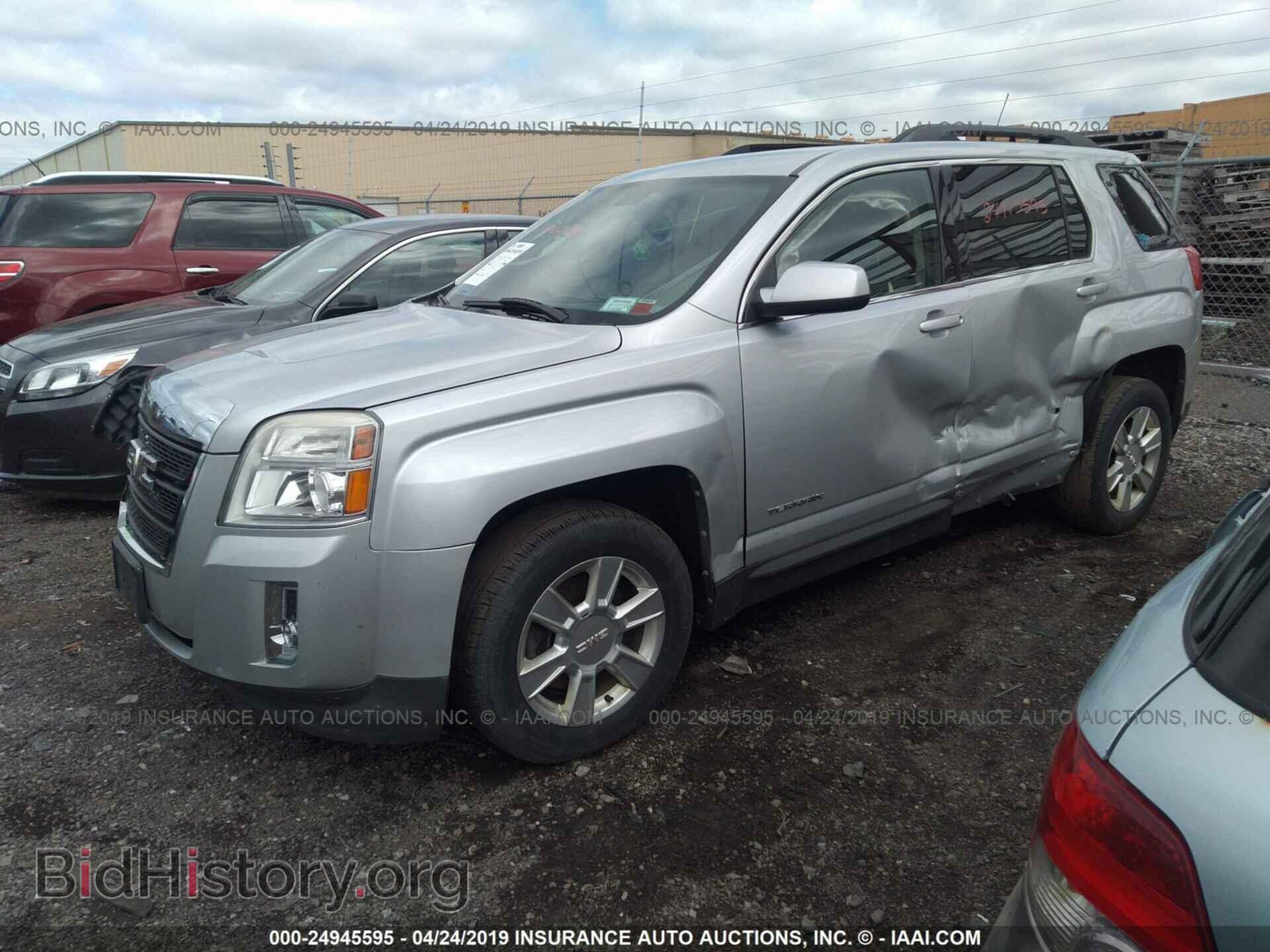 2011 GMC TERRAIN - VIN: 2CTFLTEC2B6205923 - Photo 2