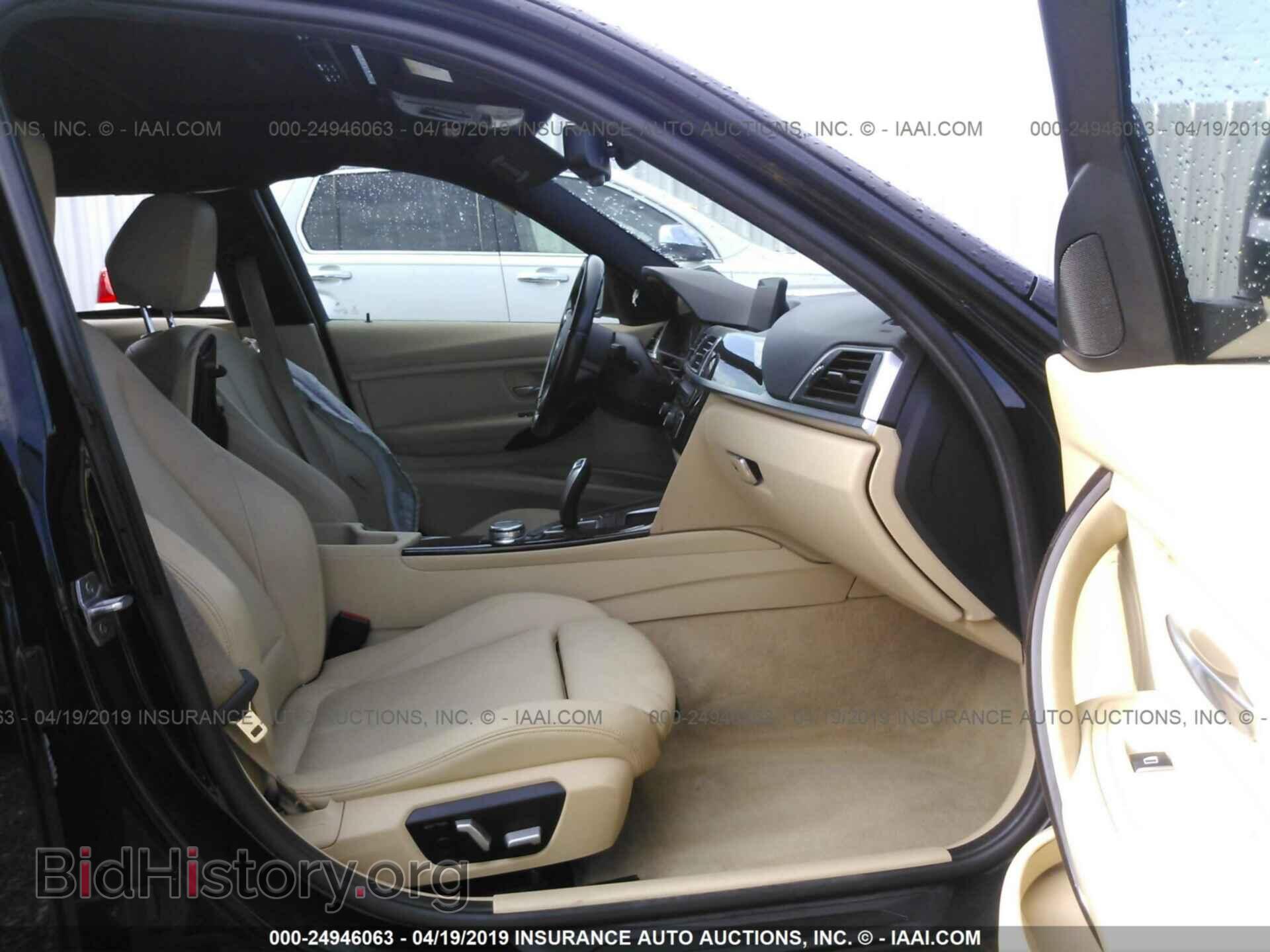 2016 BMW 320 - VIN: WBA8E1G50GNT33949 - Photo 5