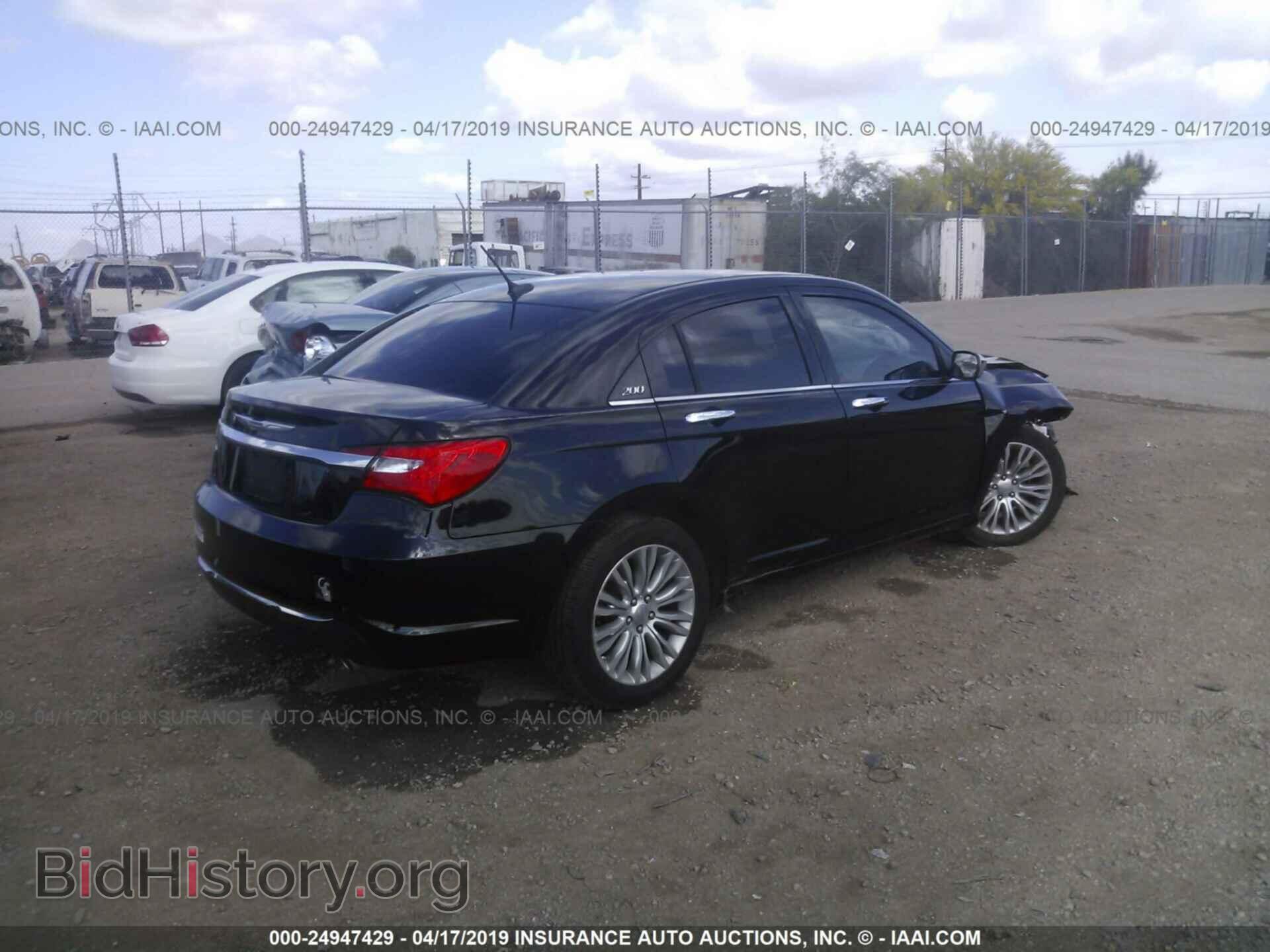 2012 CHRYSLER 200 - VIN: 1C3CCBCG0CN284833 - Фото 4