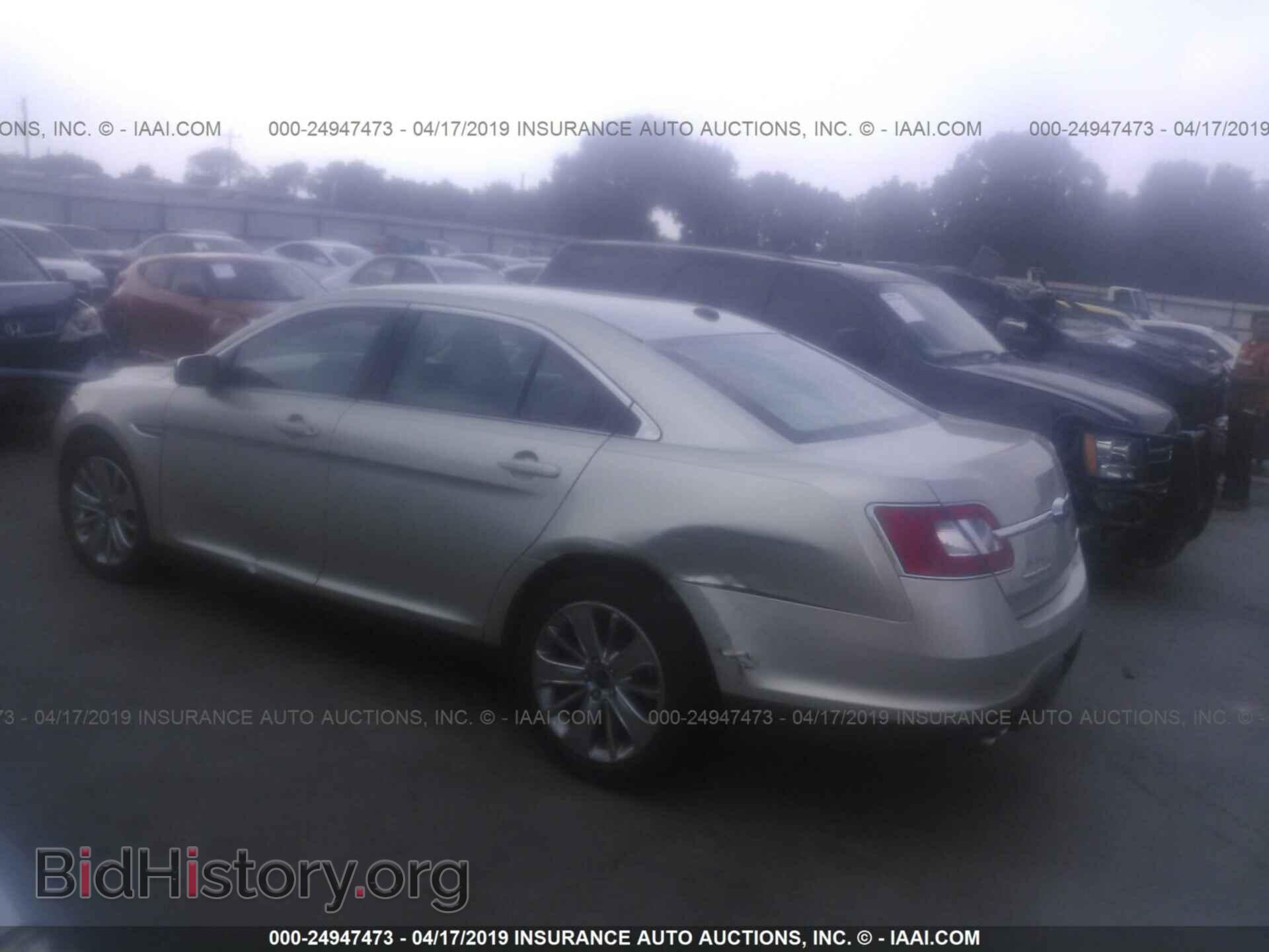 2011 FORD TAURUS - VIN: 1FAHP2FW0BG137316 - Фото 3