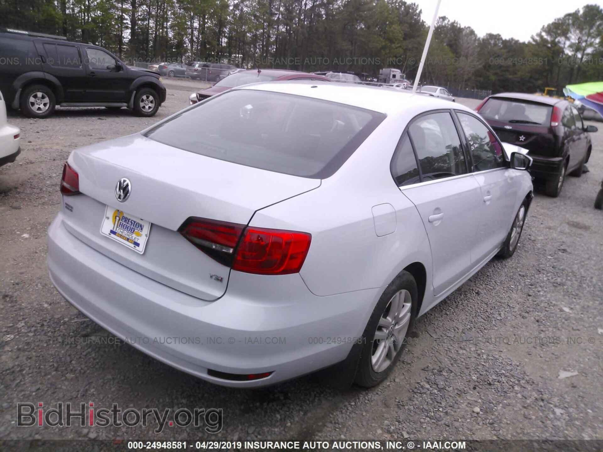 2017 VOLKSWAGEN JETTA - VIN: 3VW2B7AJ0HM369076 - Фото 4