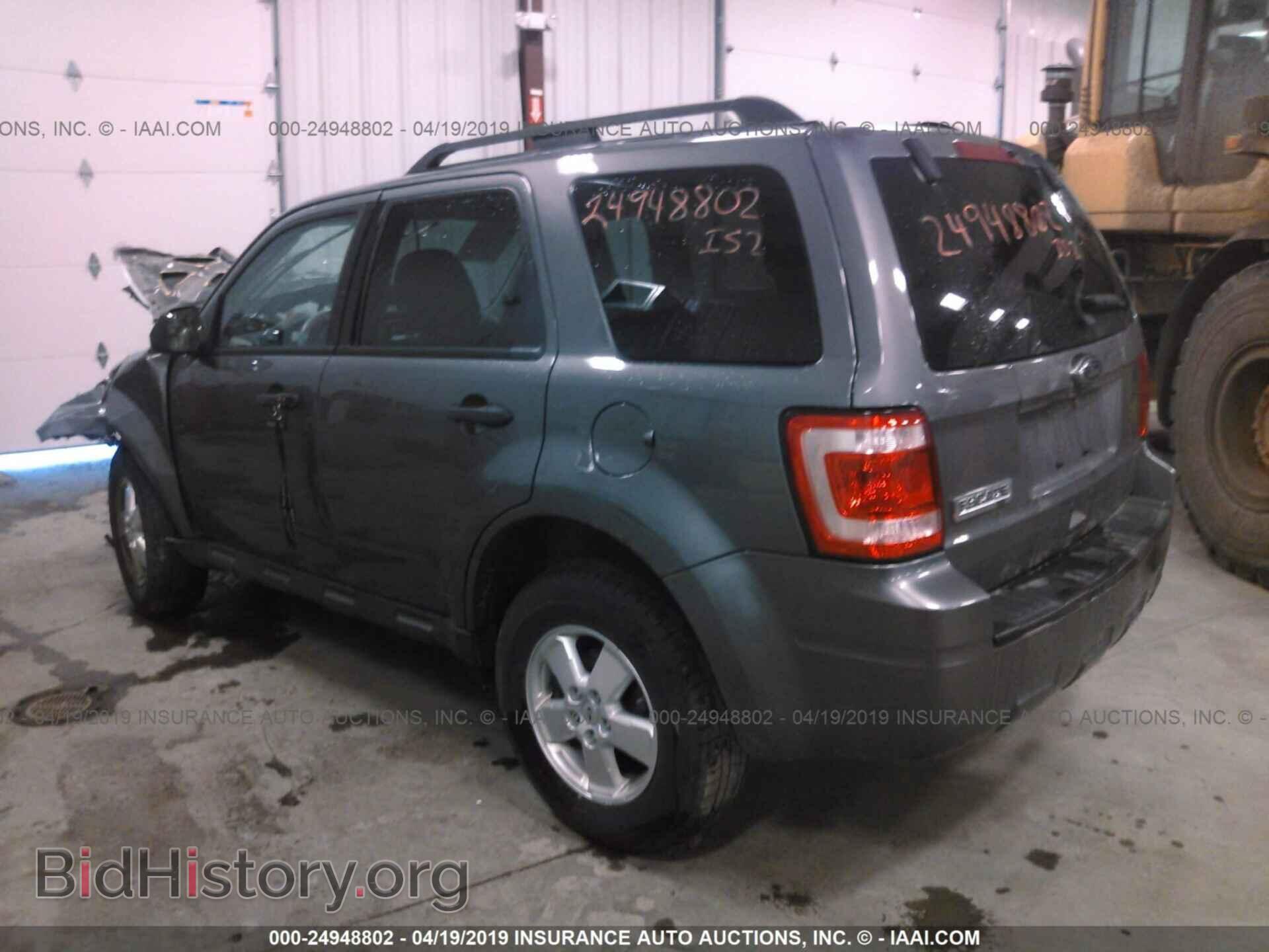 2011 FORD ESCAPE - VIN: 1FMCU0D75BKA52445 - Фото 3
