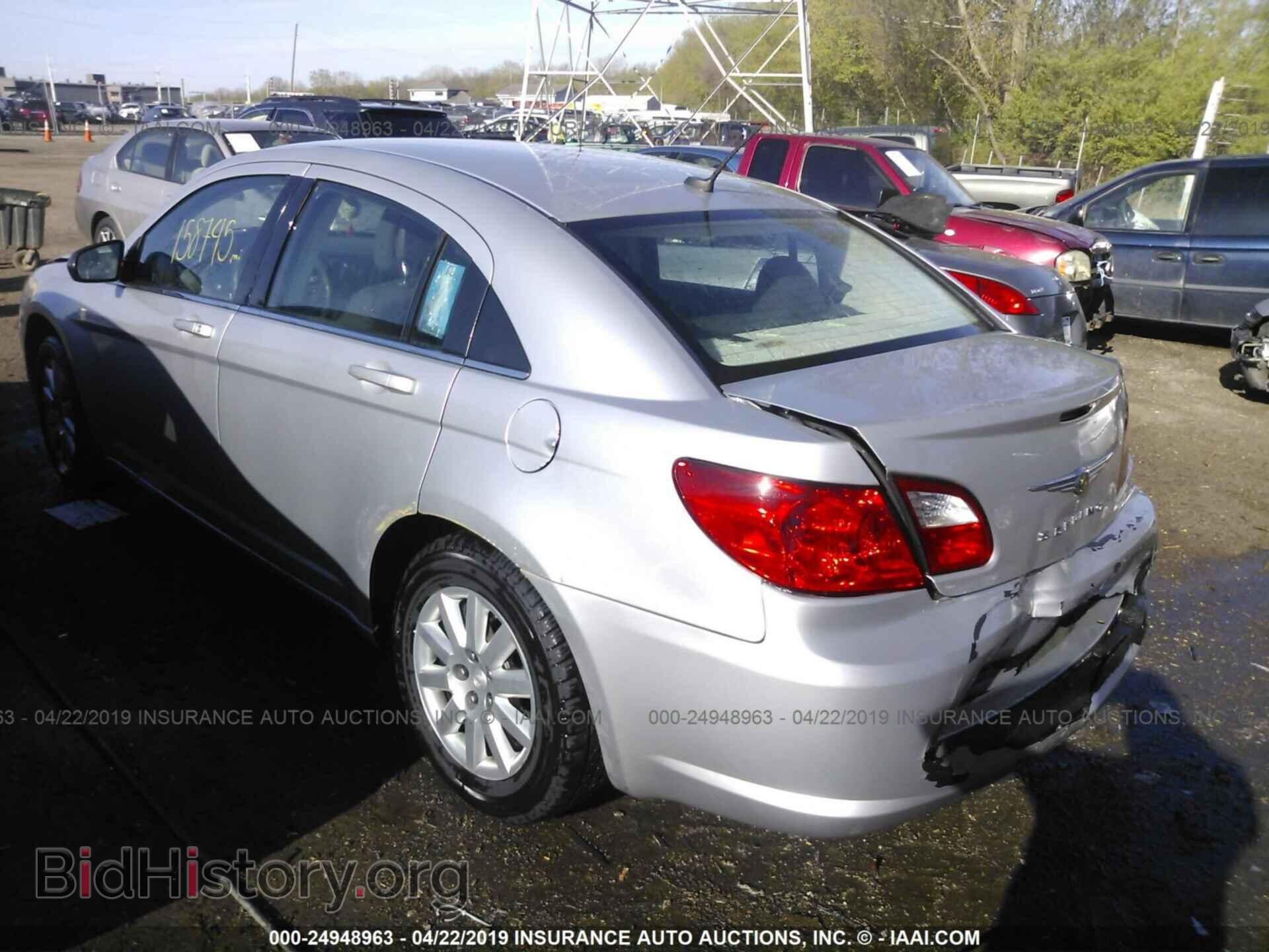 2010 CHRYSLER SEBRING - VIN: 1C3CC4FB9AN214109 - Фото 3