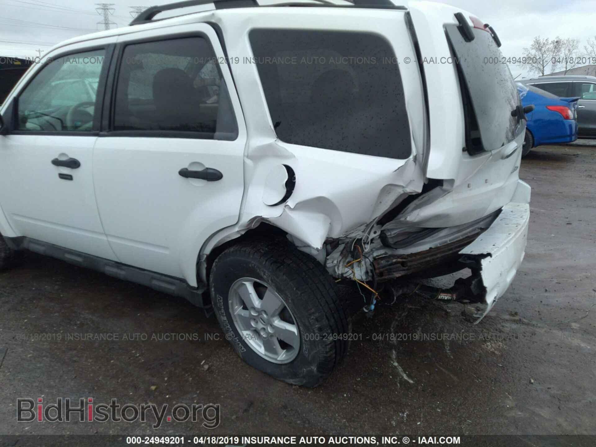 2009 FORD ESCAPE - VIN: 1FMCU93779KA60403 - Фото 6