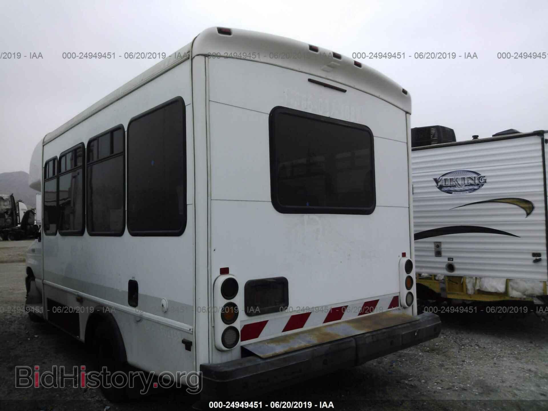 2008 FORD ECONOLINE - VIN: 1FD4E45SX8DA01404 - Фото 3