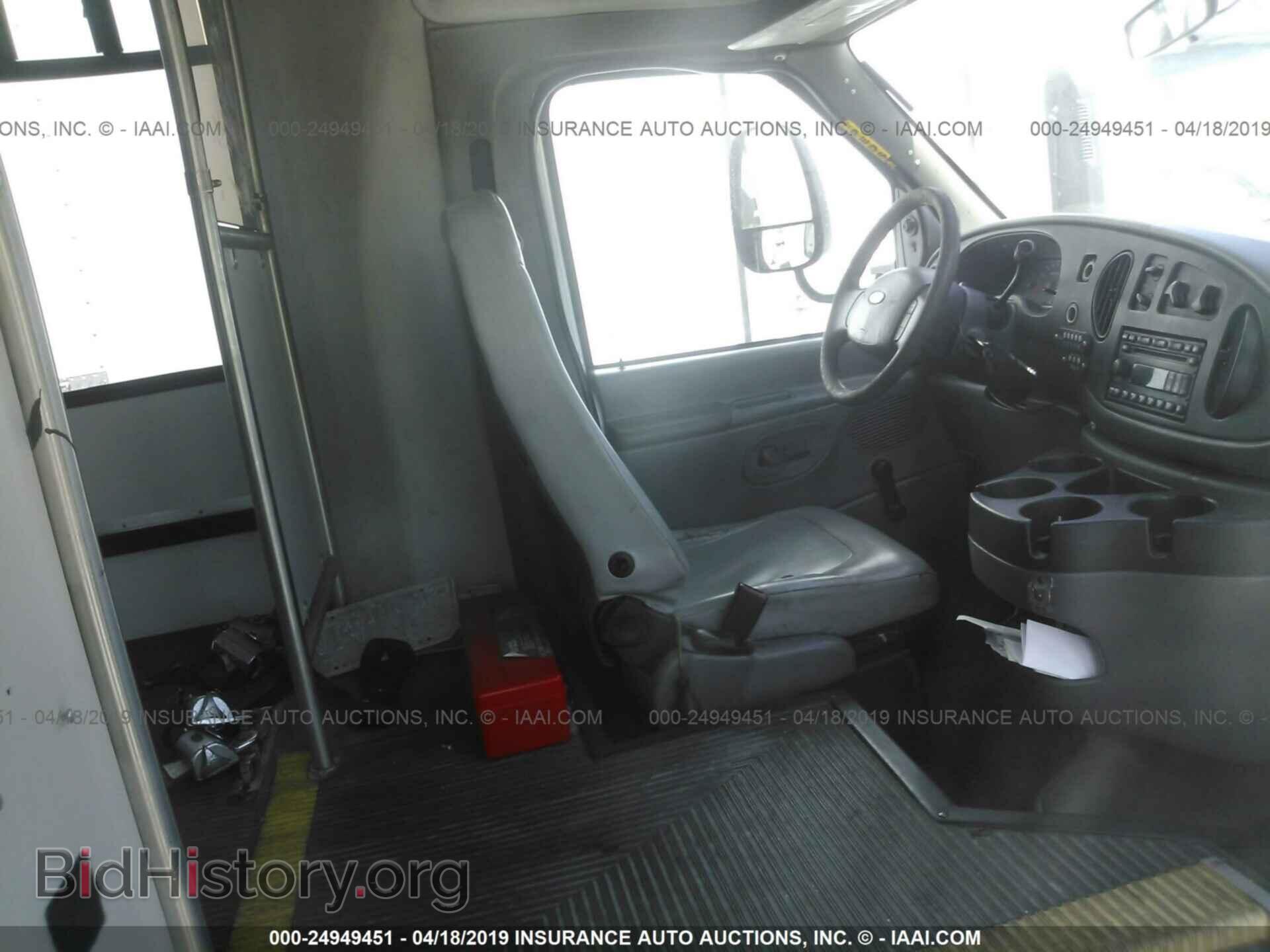 2008 FORD ECONOLINE - VIN: 1FD4E45SX8DA01404 - Фото 5