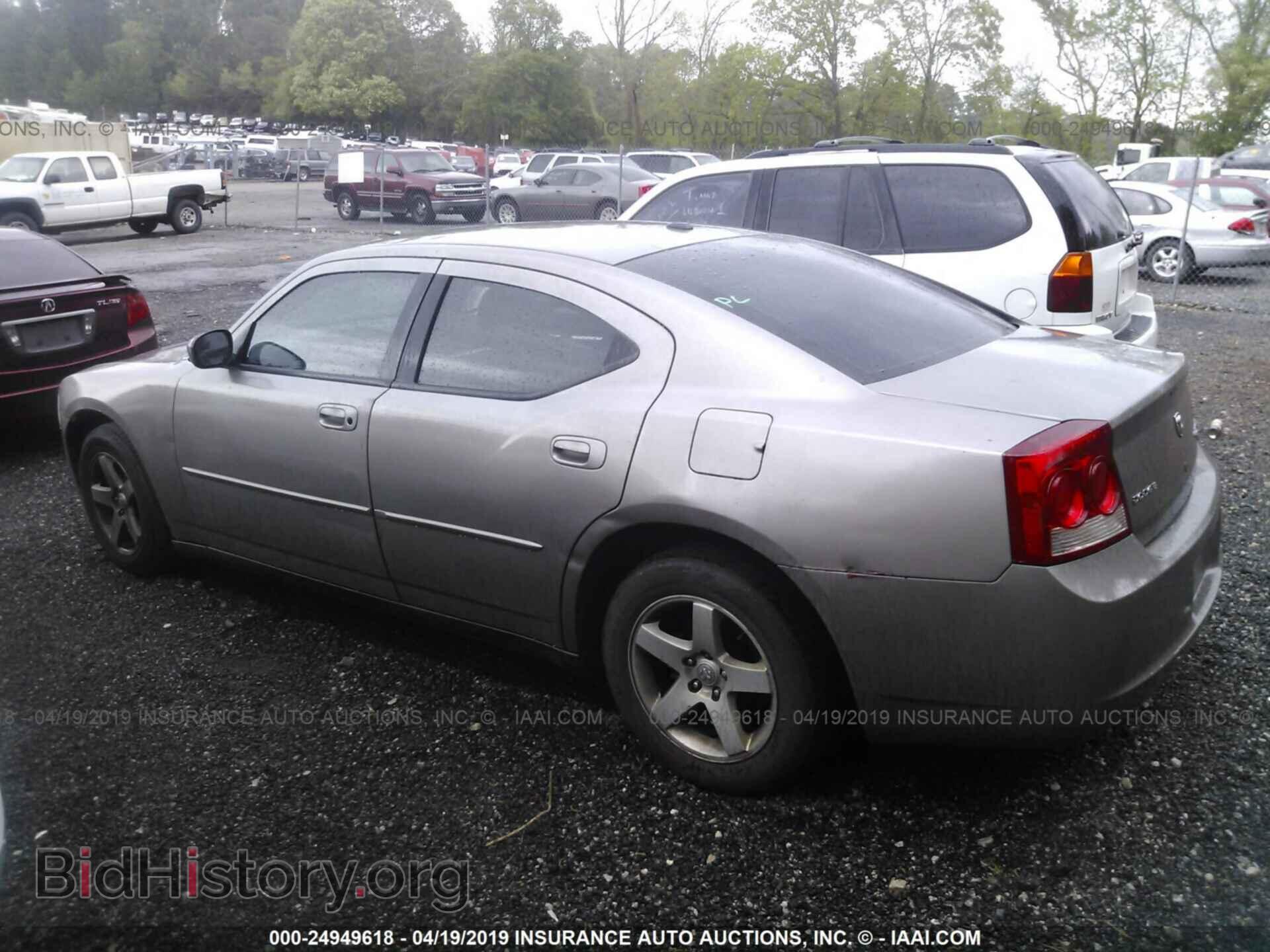 2010 DODGE CHARGER - VIN: 2B3CA3CV9AH202093 - Фото 3