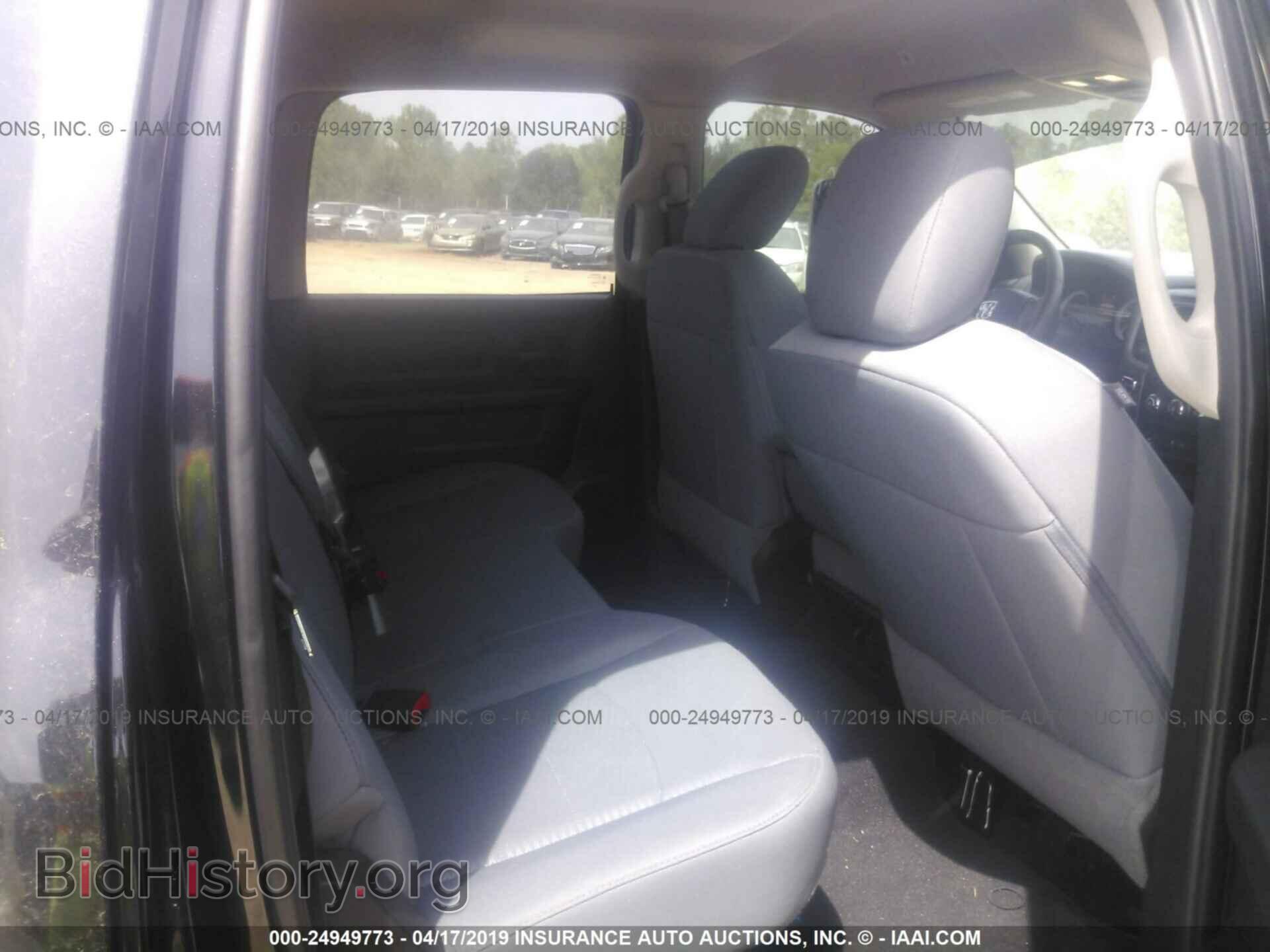 2017 RAM 1500 - VIN: 1C6RR6KT0HS613895 - Фото 8