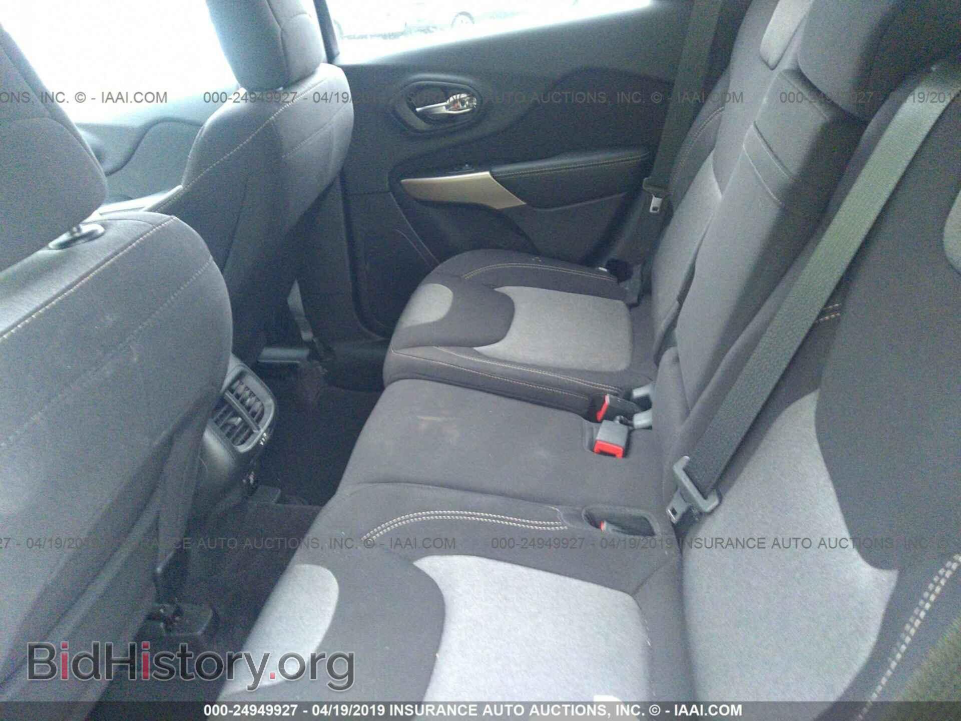 2018 JEEP CHEROKEE - VIN: 1C4PJLCB7JD612586 - Фото 8