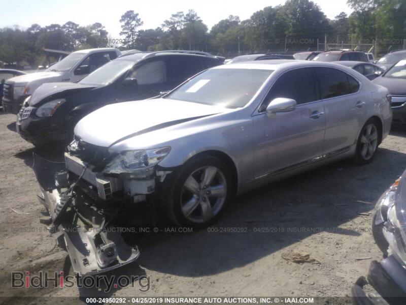 2011 Lexus LS (VIN JTHBL5EF0B5104471) — photo 2 of 10