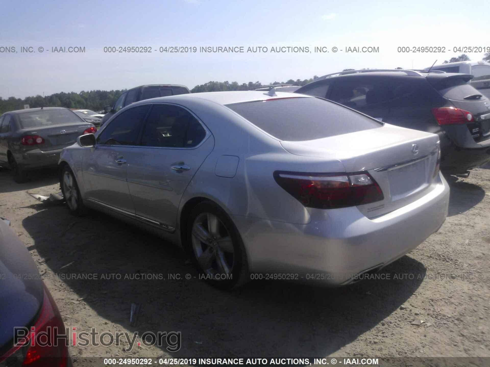 2011 LEXUS LS - VIN: JTHBL5EF0B5104471 - Фото 3