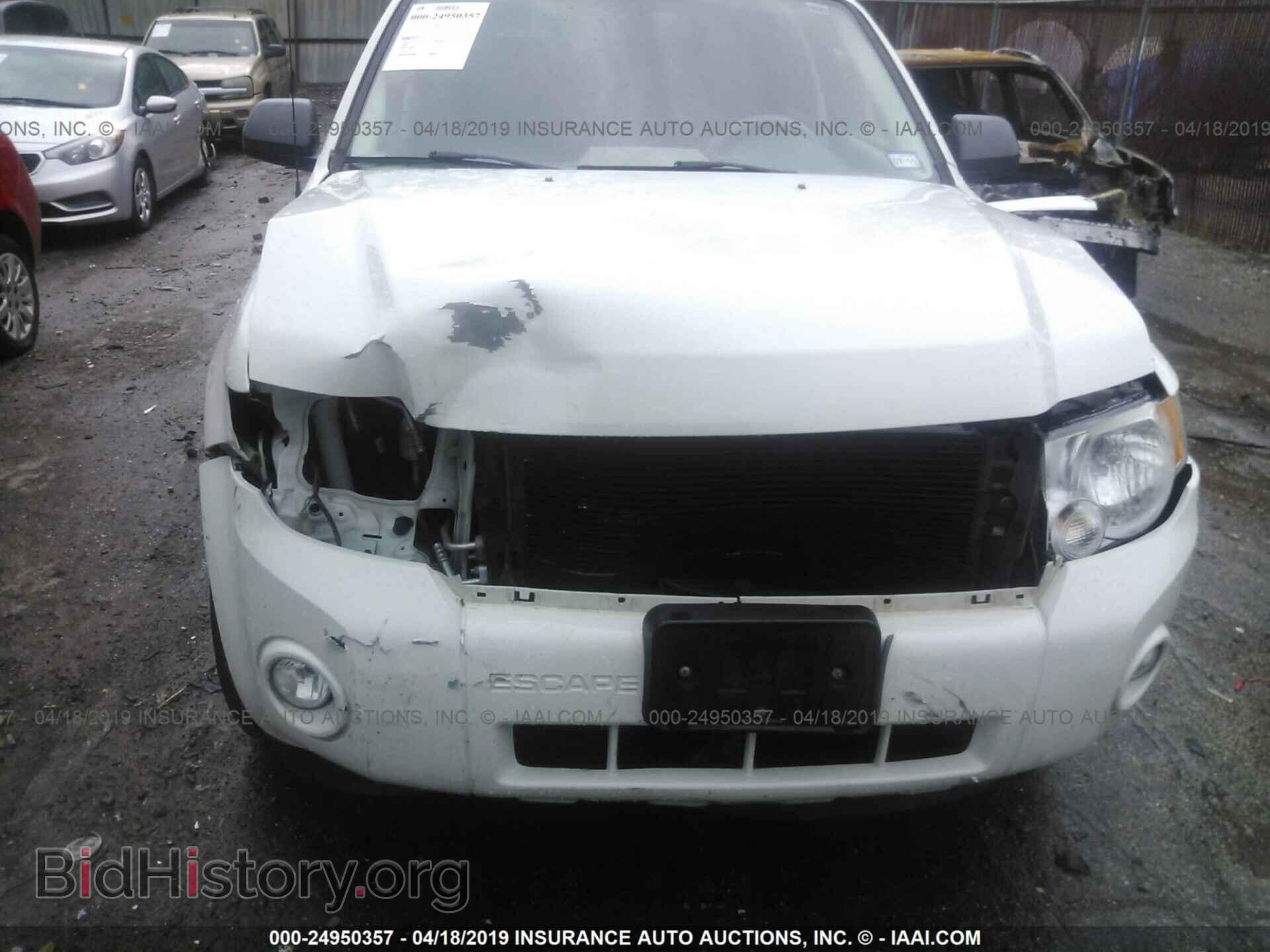 2009 FORD ESCAPE - VIN: 1FMCU03789KD08105 - Фото 6