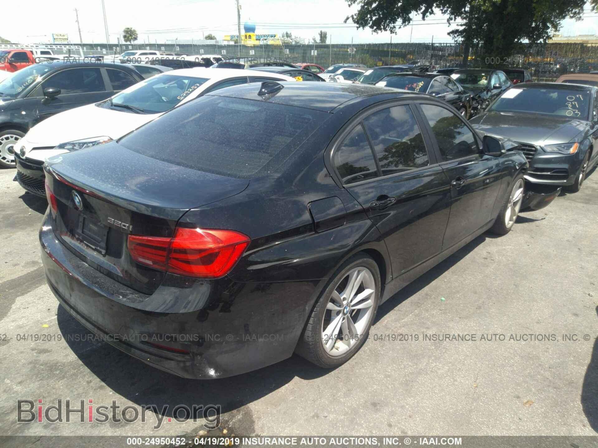 2016 BMW 320 - VIN: WBA8A9C51GK622582 - Photo 4