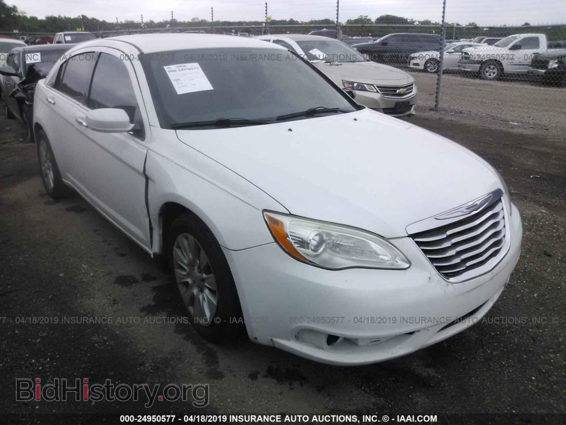 2011 CHRYSLER 200 - VIN: 1C3BC4FB2BN547765 - Фото 6