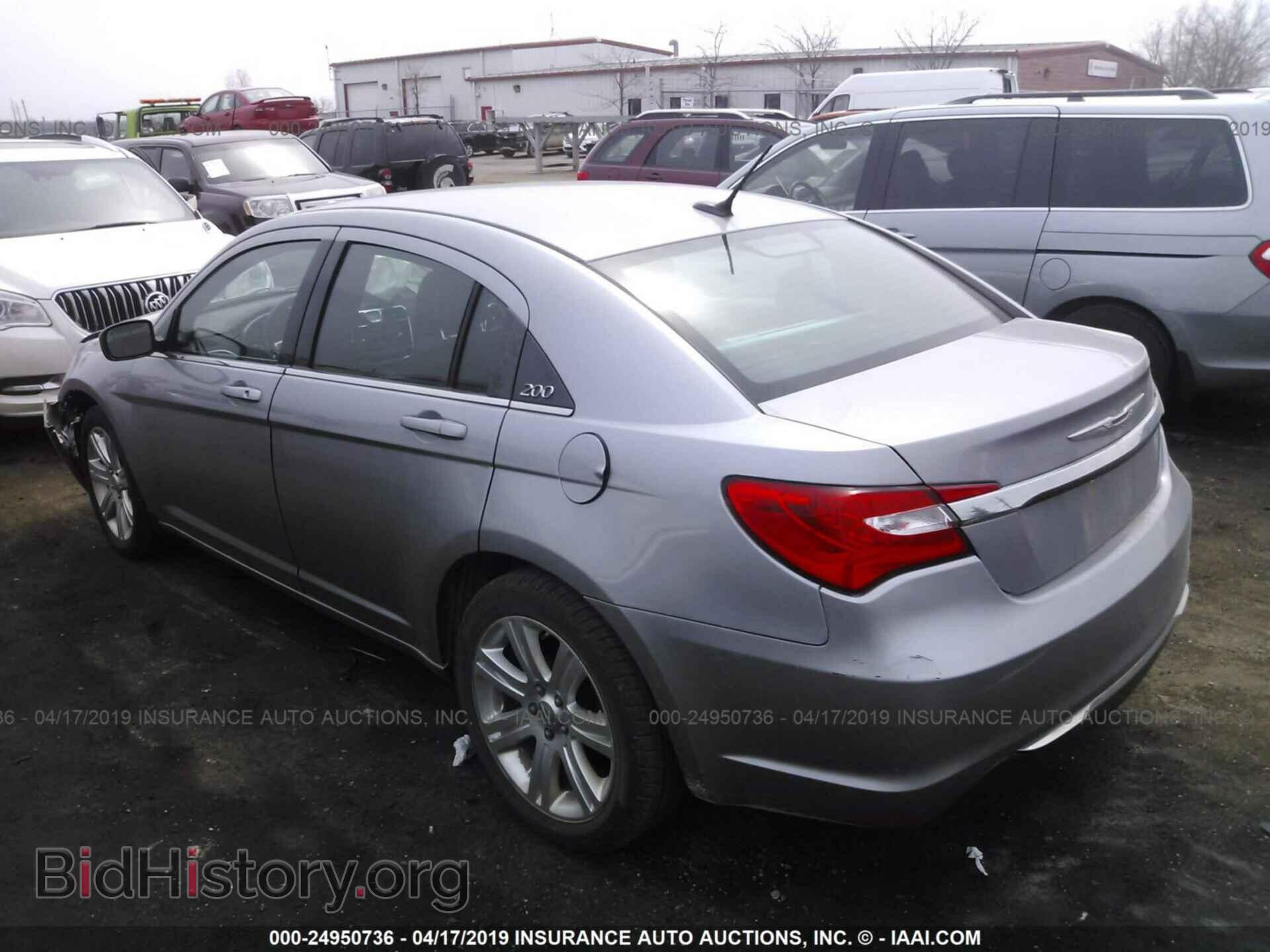 2013 CHRYSLER 200 - VIN: 1C3CCBBB4DN695143 - Фото 3