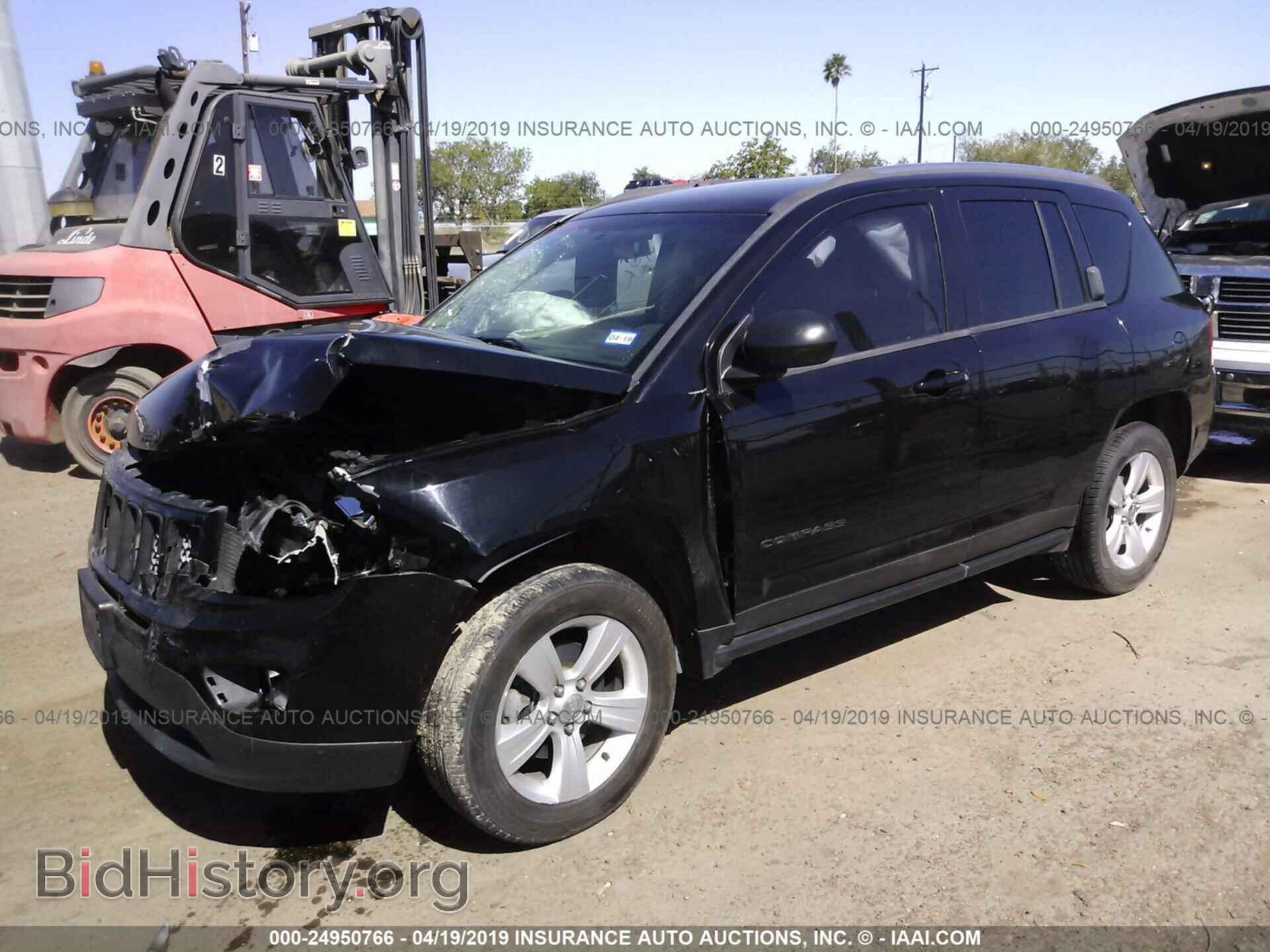 2014 JEEP COMPASS - VIN: 1C4NJCBBXED854433 - Photo 2