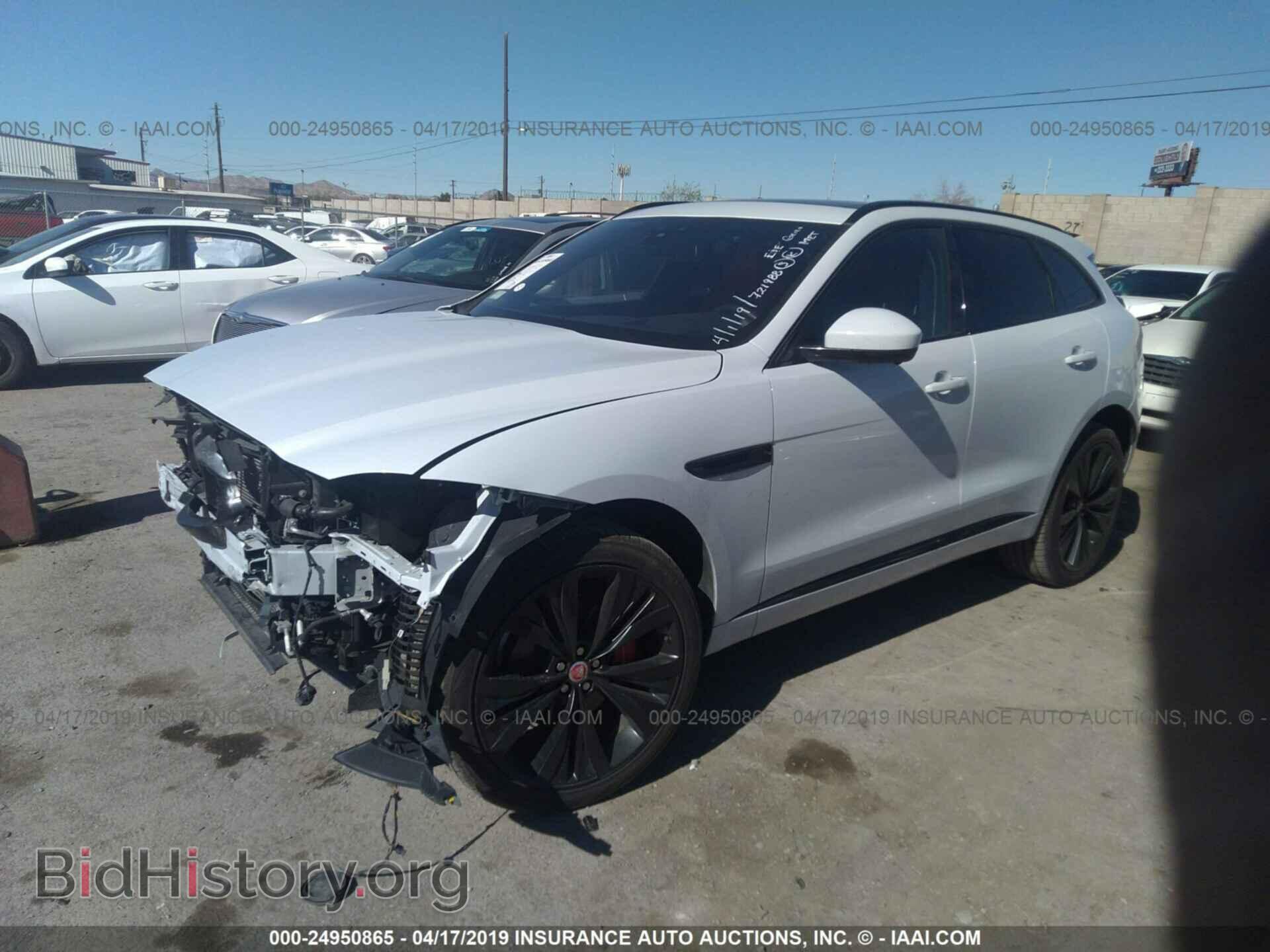 2017 JAGUAR F-PACE - VIN: SADCM2BV0HA898230 - Photo 2